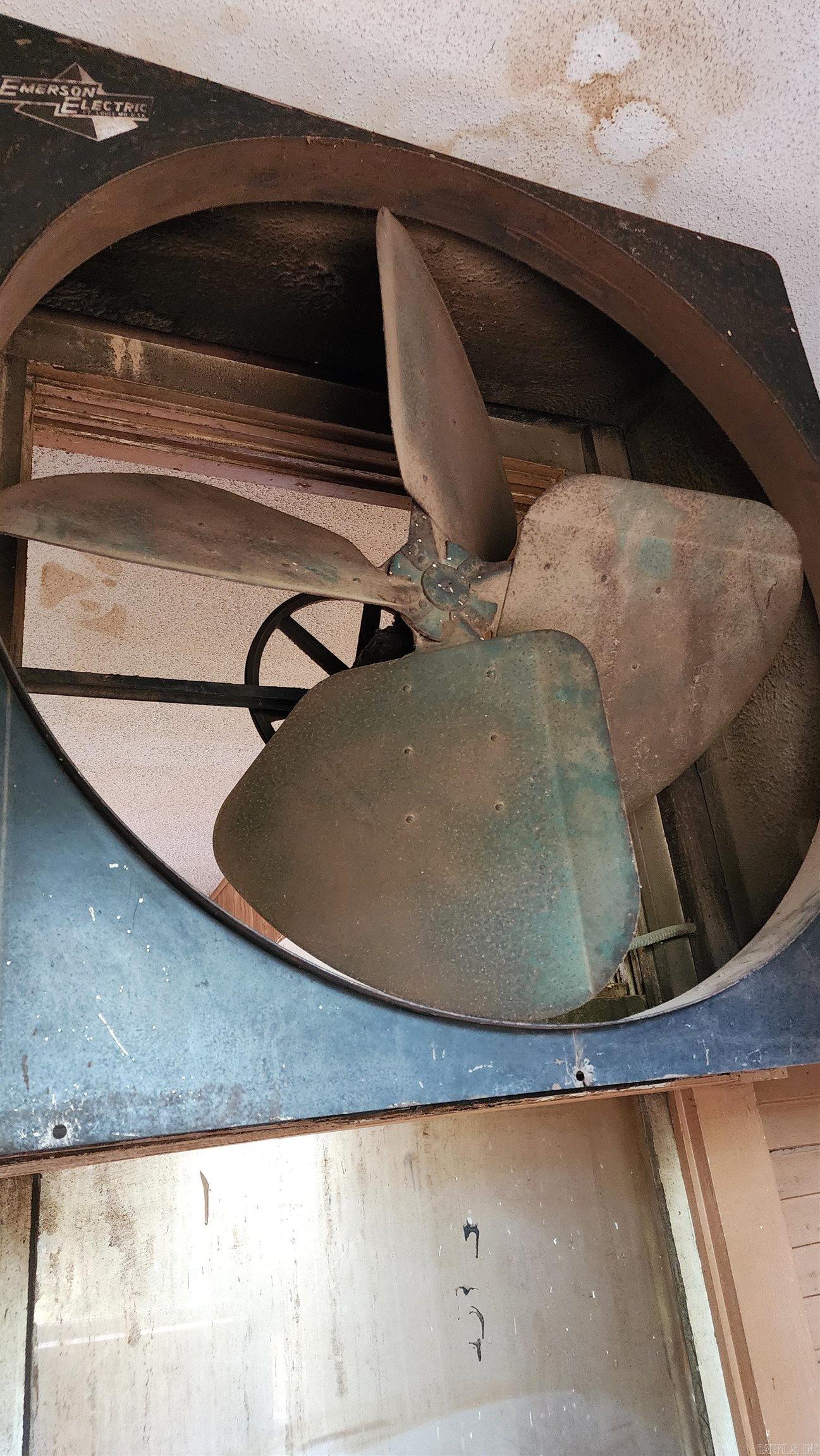 OAK TERRACE - Residential