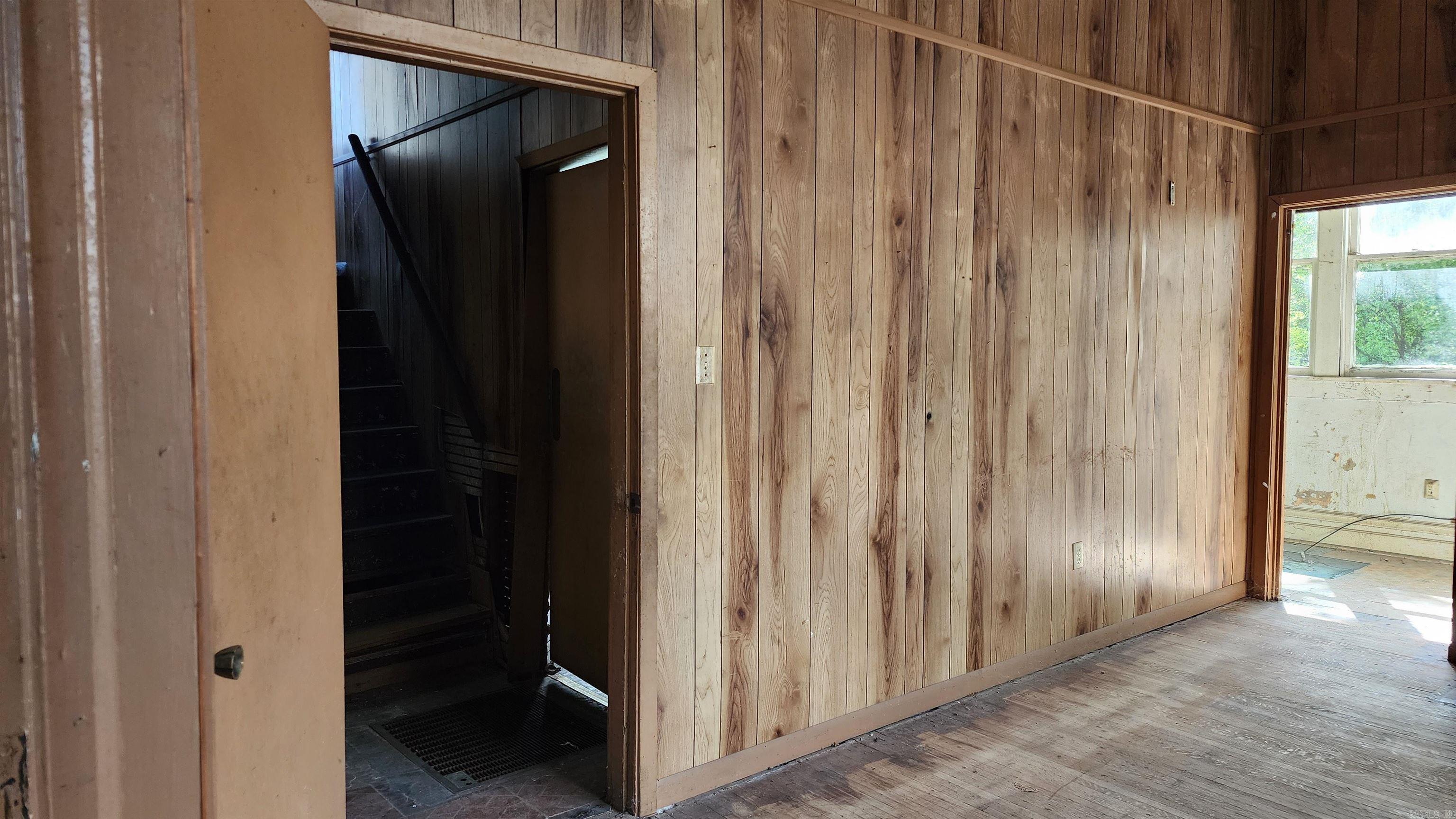 OAK TERRACE - Residential