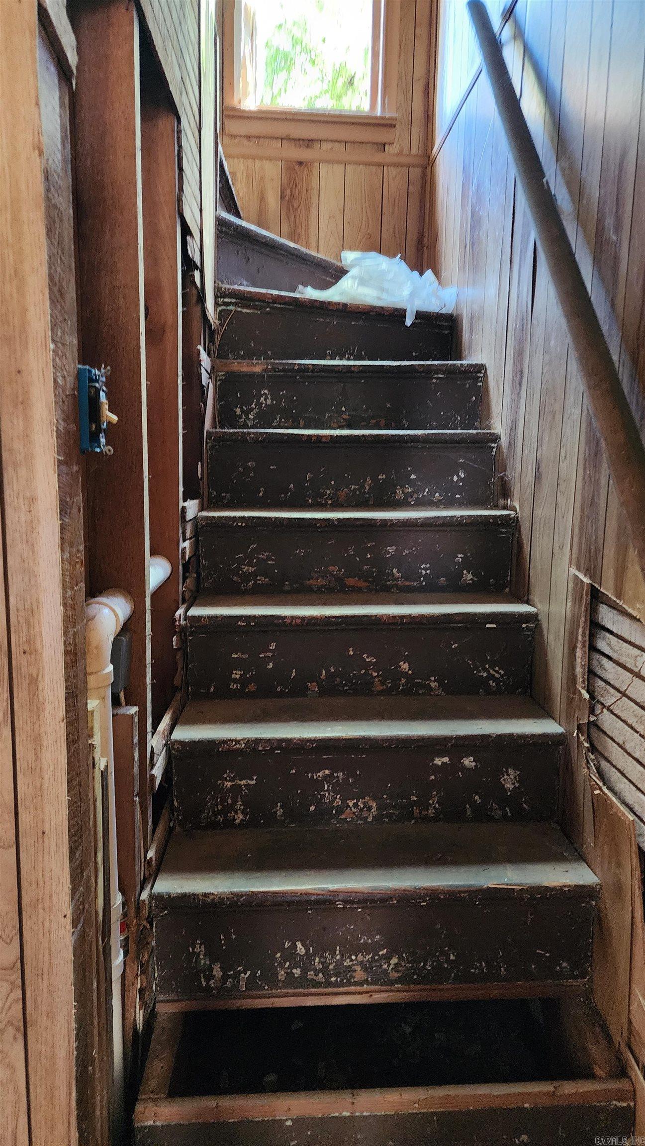 OAK TERRACE - Residential