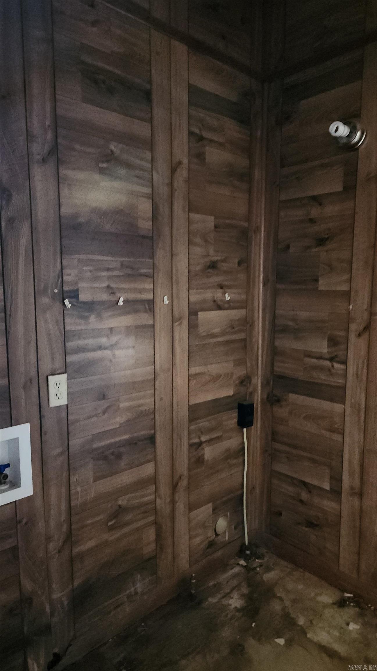 OAK TERRACE - Residential