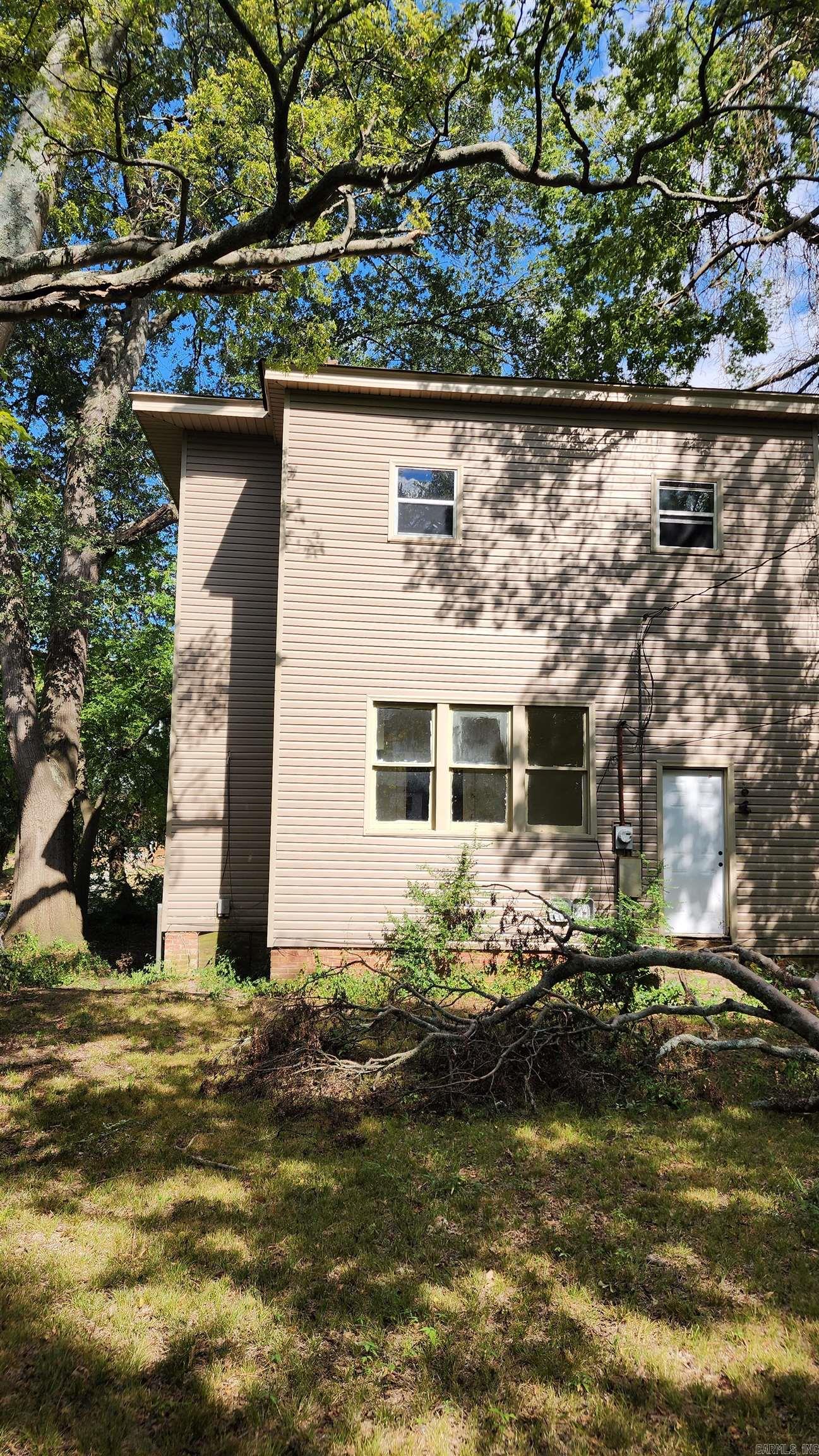 OAK TERRACE - Residential