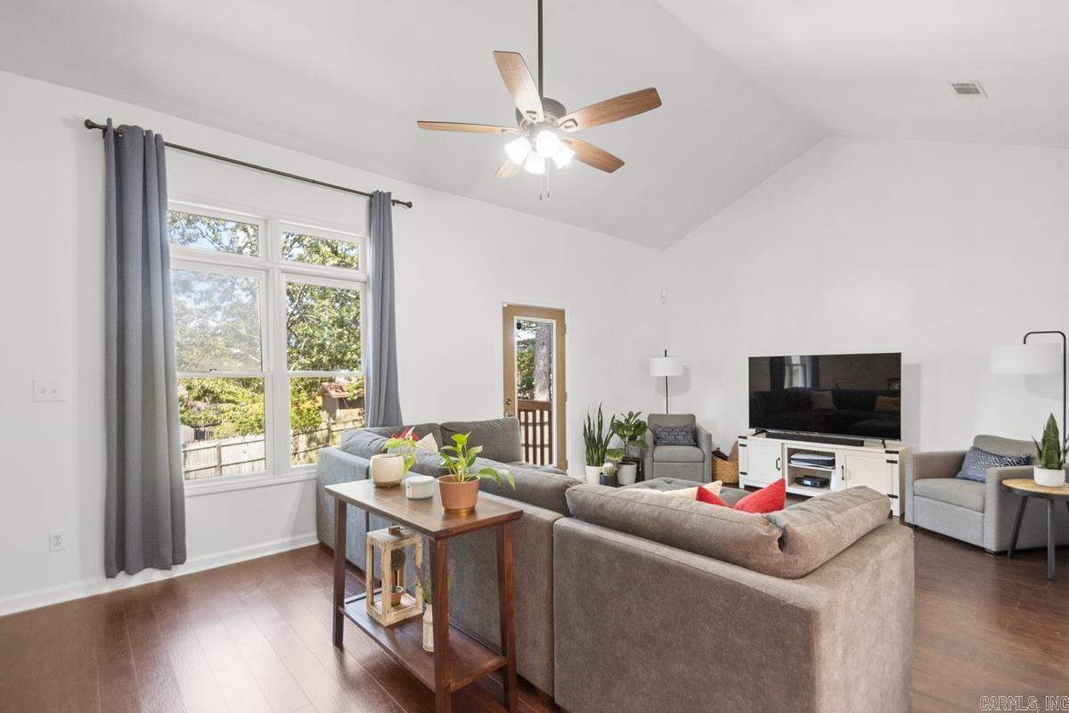 PLEASANT VIEW - Residential