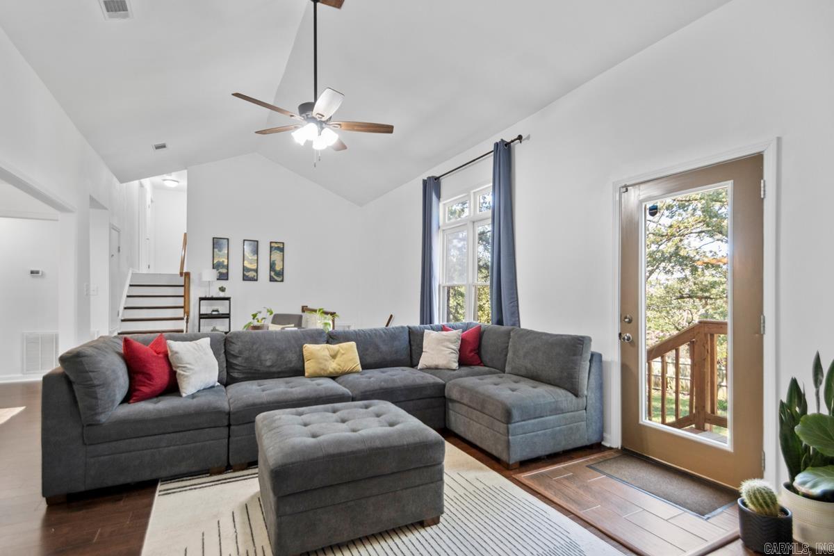 PLEASANT VIEW - Residential