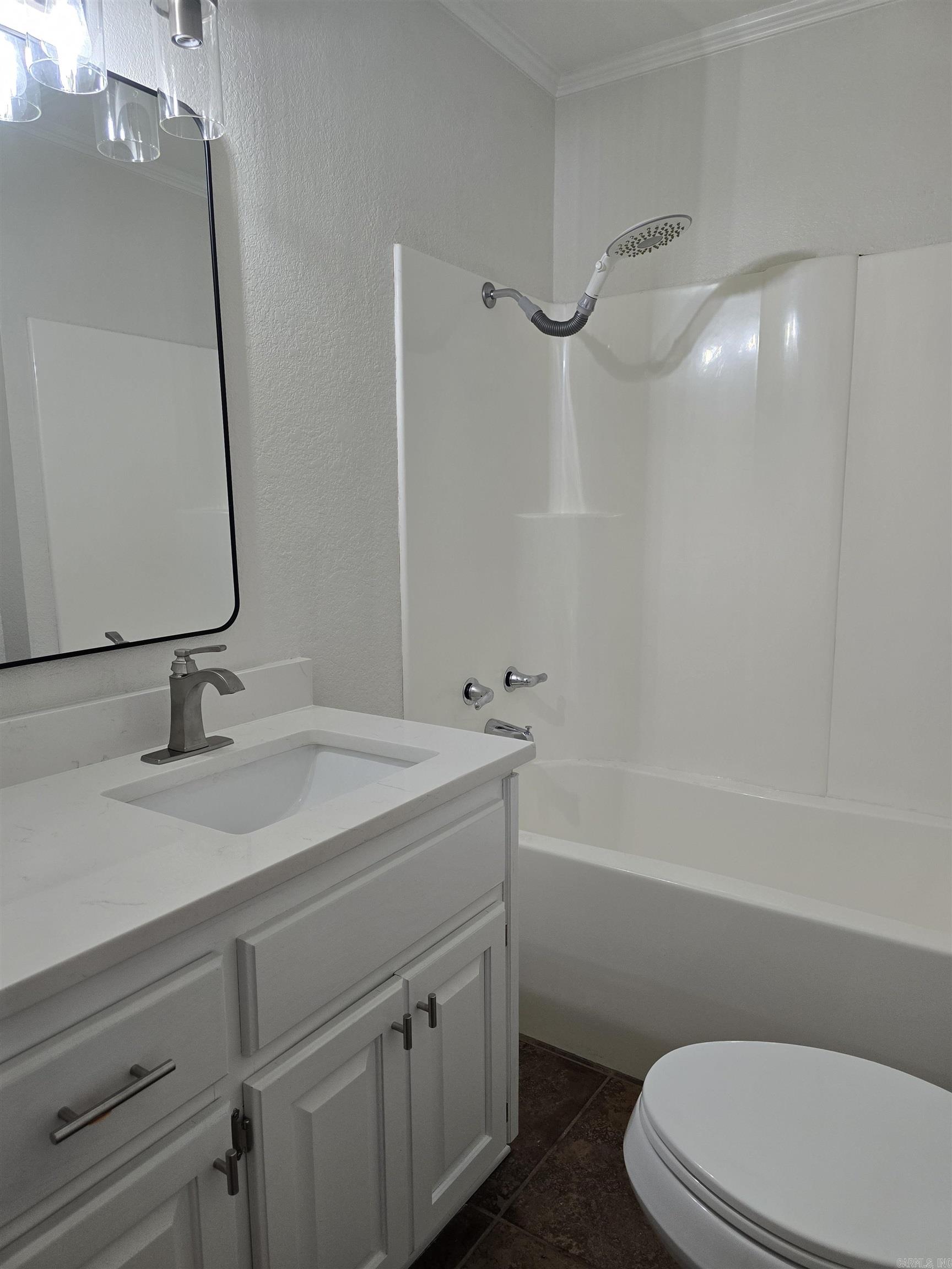 HOLLOW HILLS - Residential