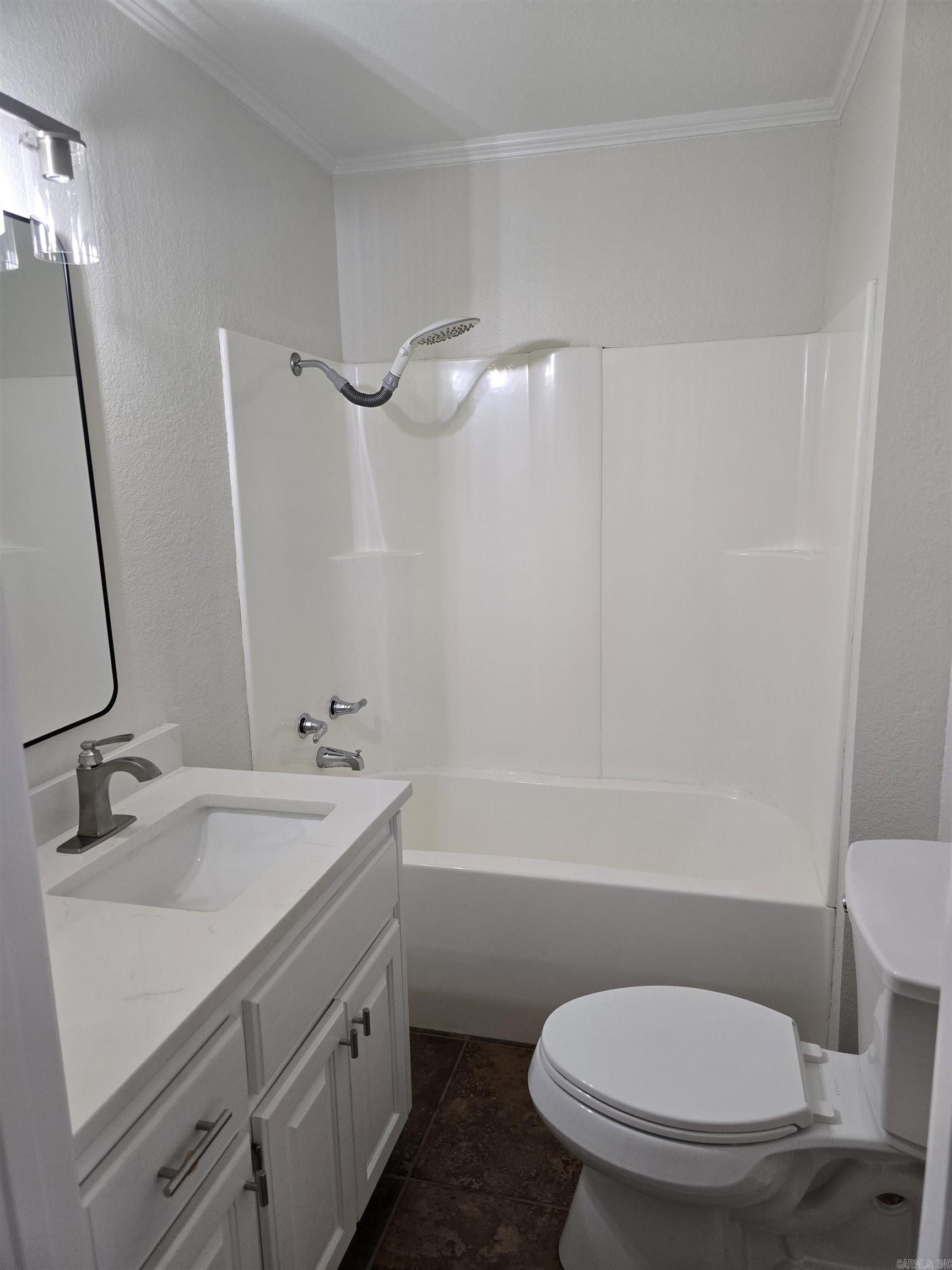 HOLLOW HILLS - Residential