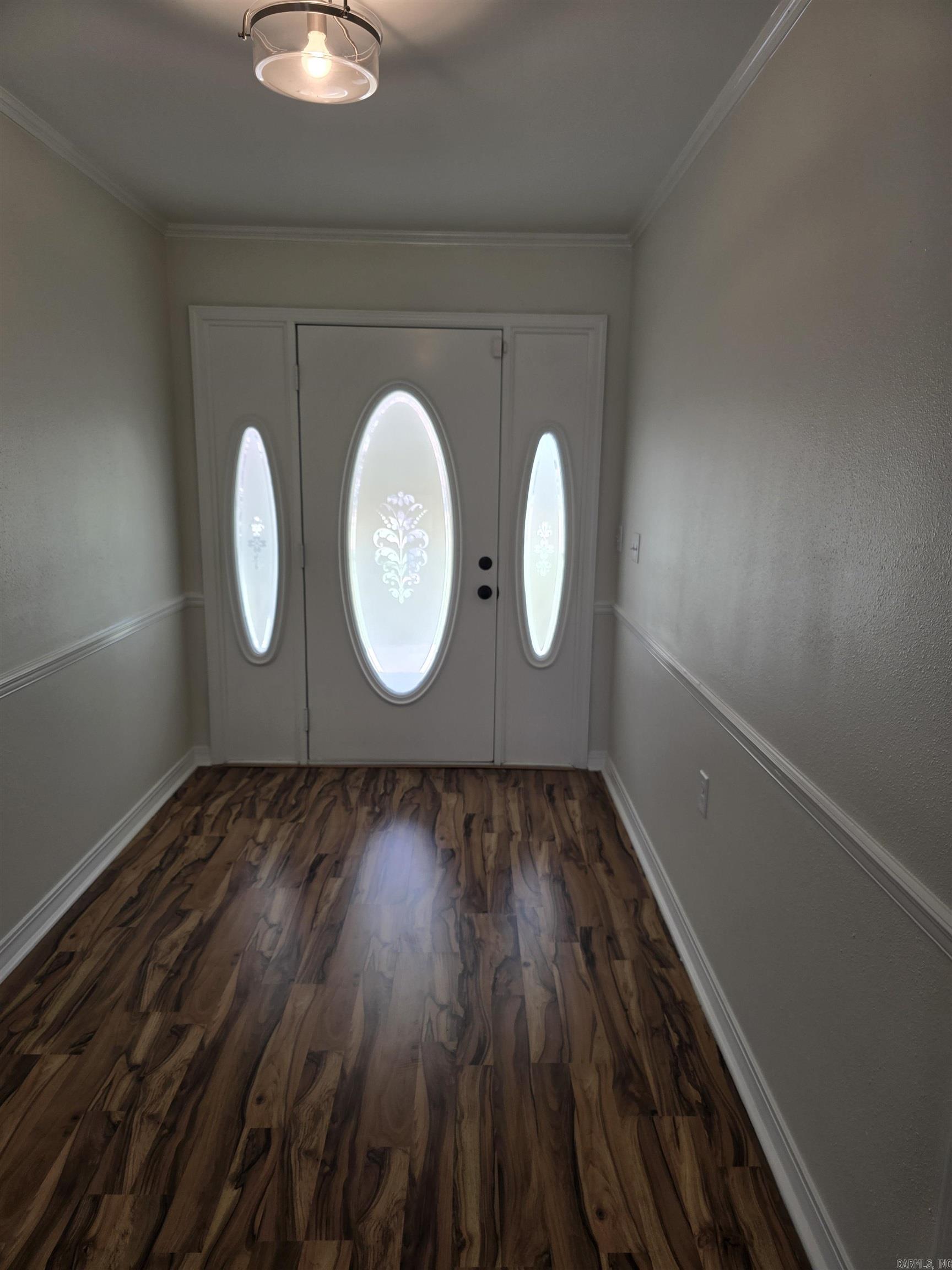 HOLLOW HILLS - Residential