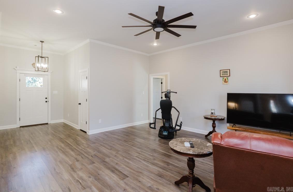 HURRICANE HILLS - Residential