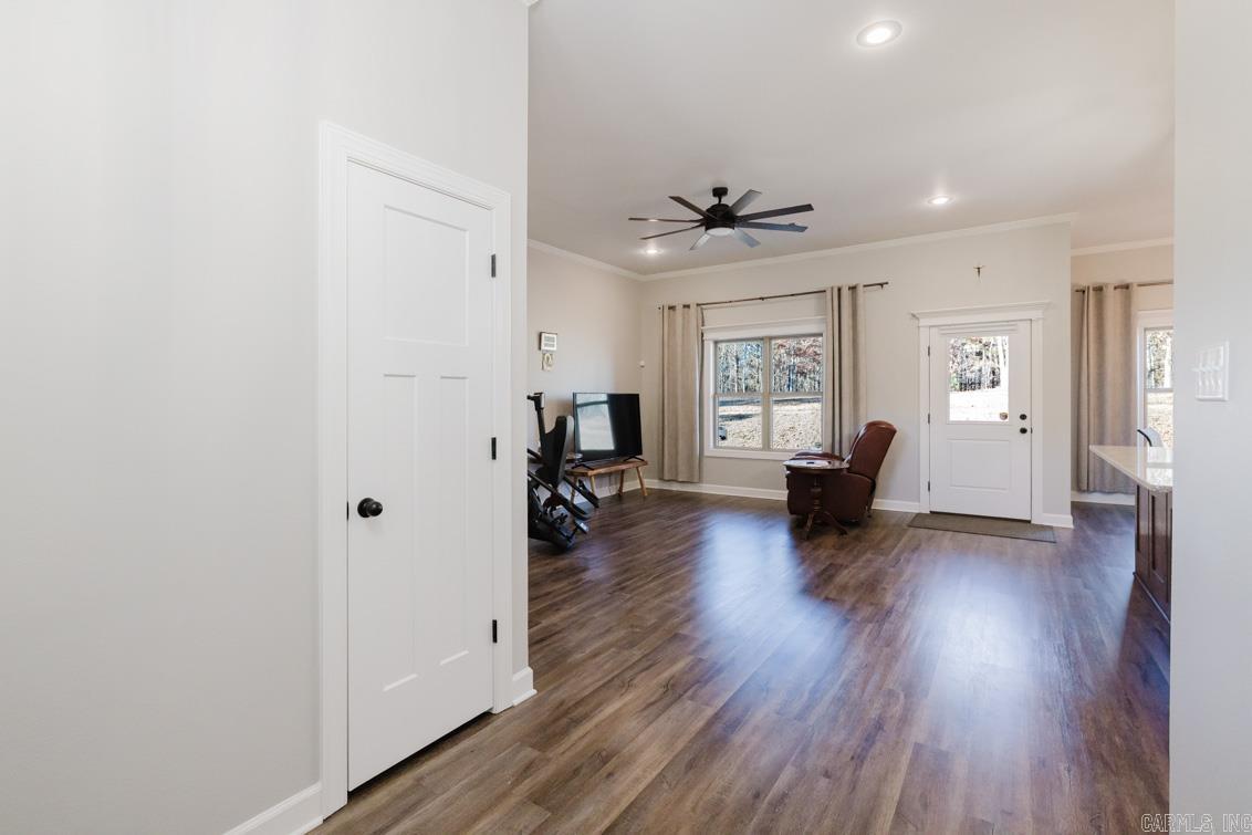 HURRICANE HILLS - Residential