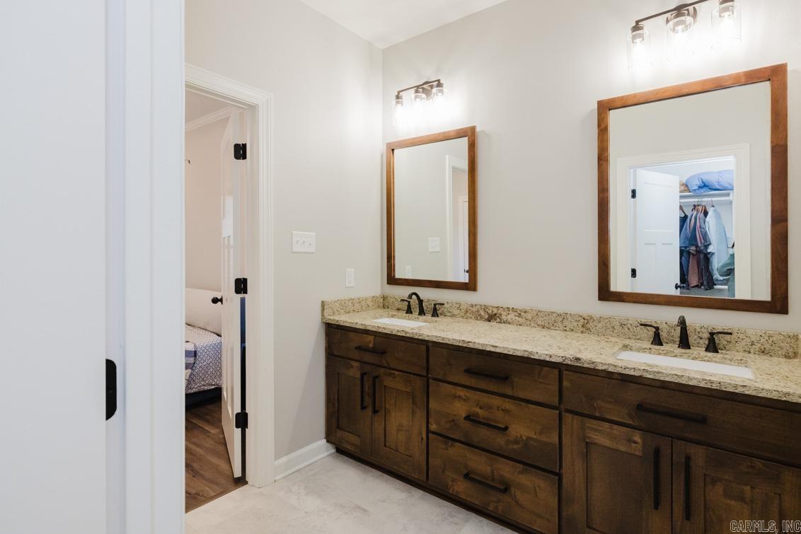 HURRICANE HILLS - Residential