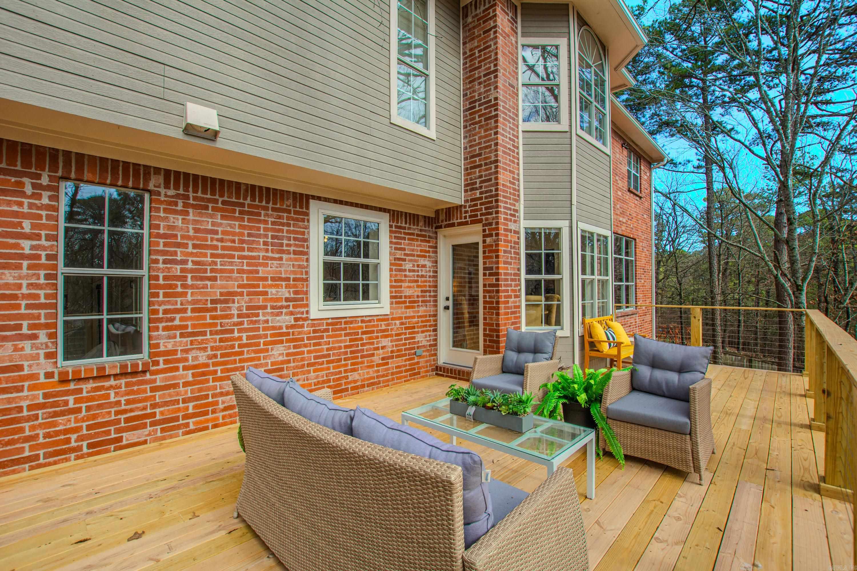 CHENAL VALLEY ALSACE COURT - Residential