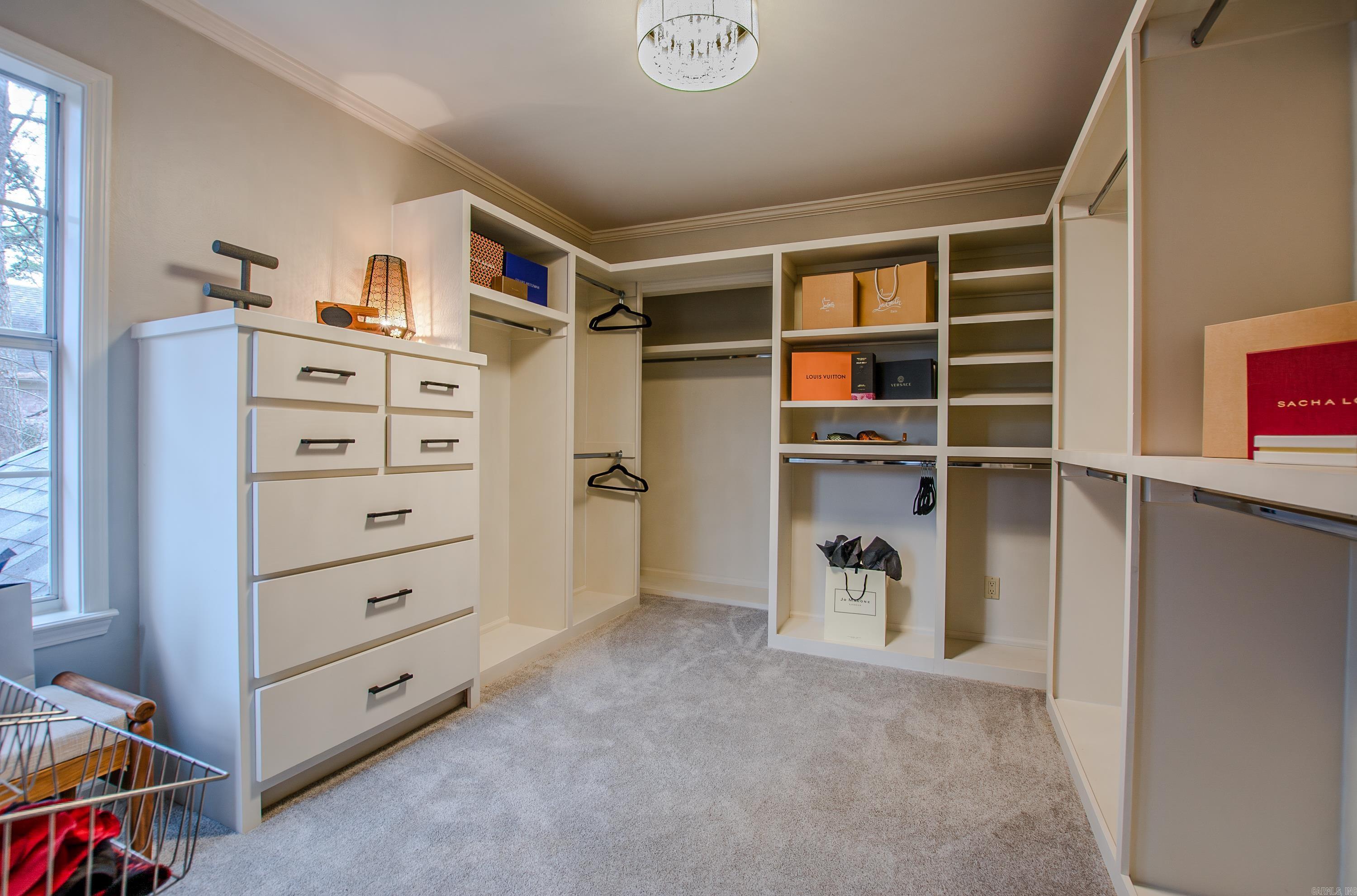 CHENAL VALLEY ALSACE COURT - Residential