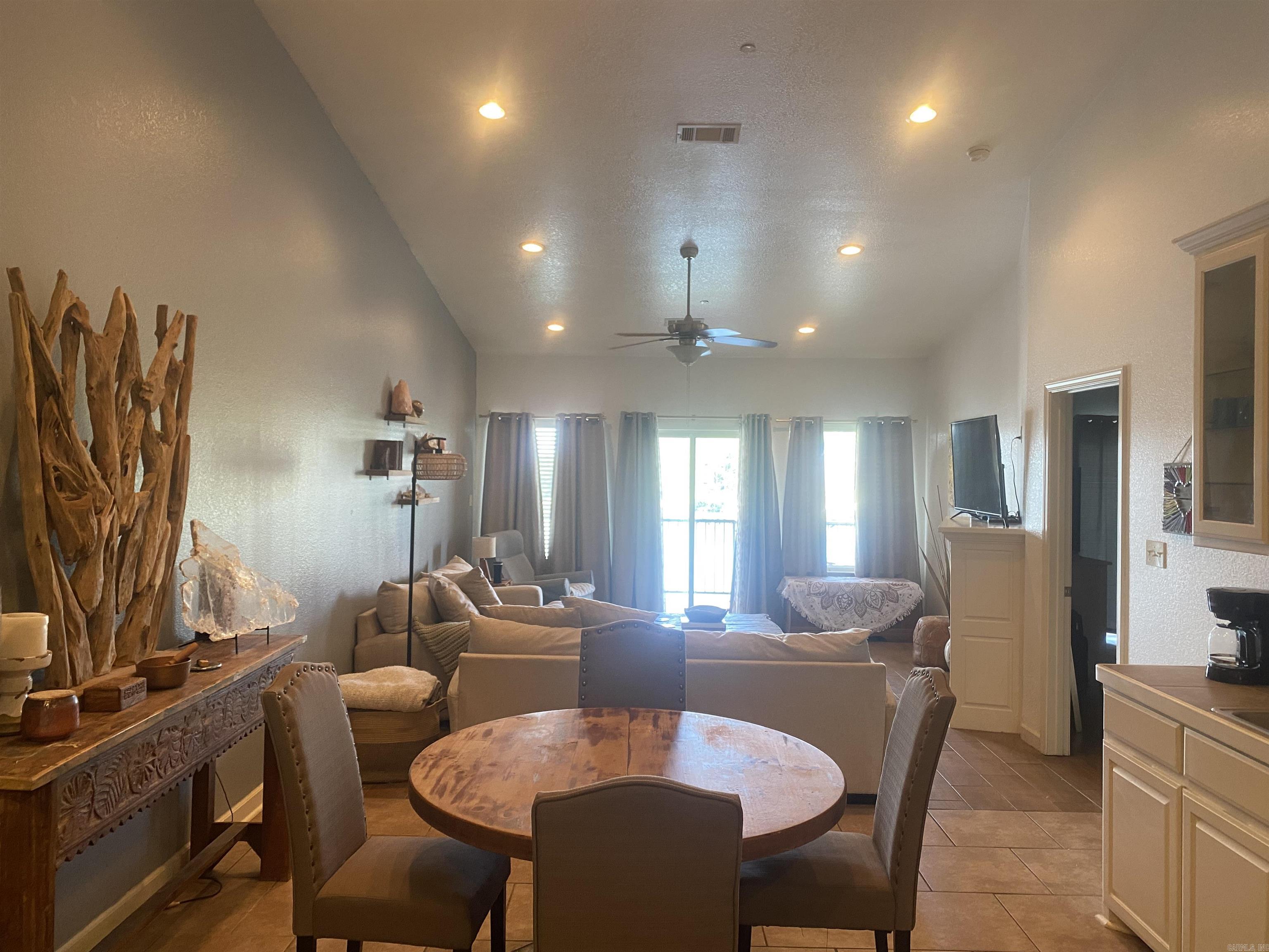 BRIDGEBAY HPR - Residential