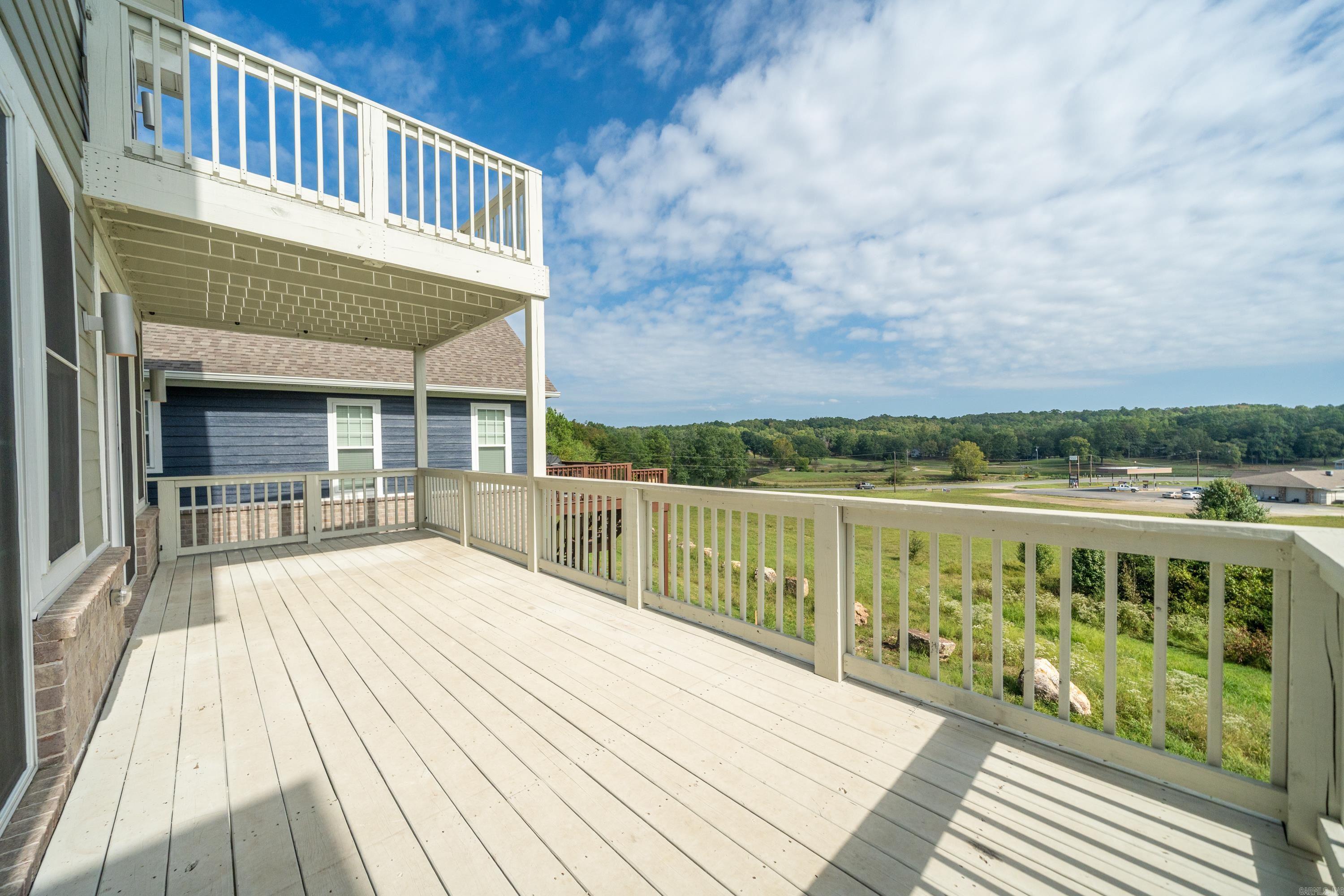 POND VIEW ESTATES - Residential Lease