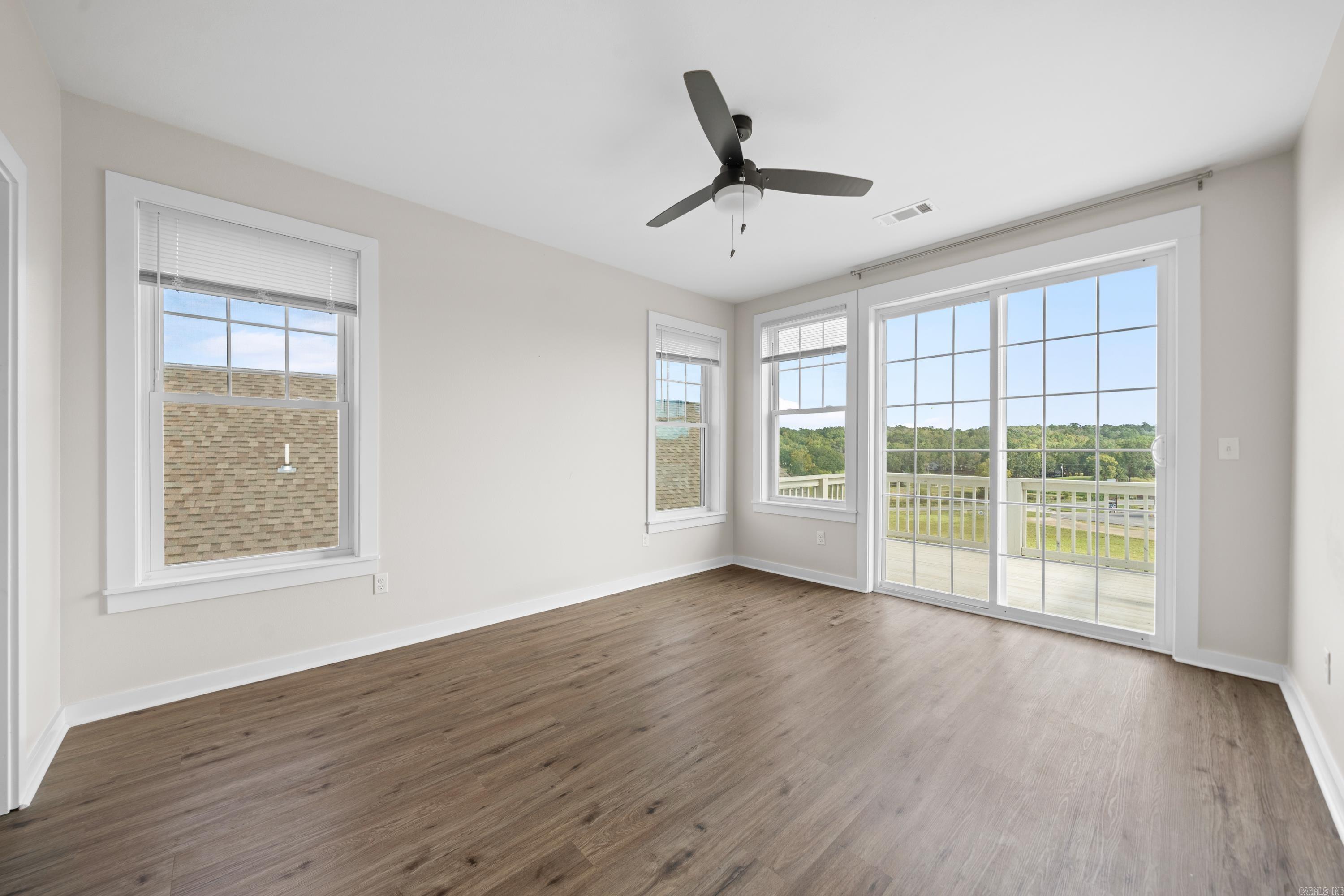 POND VIEW ESTATES - Residential Lease