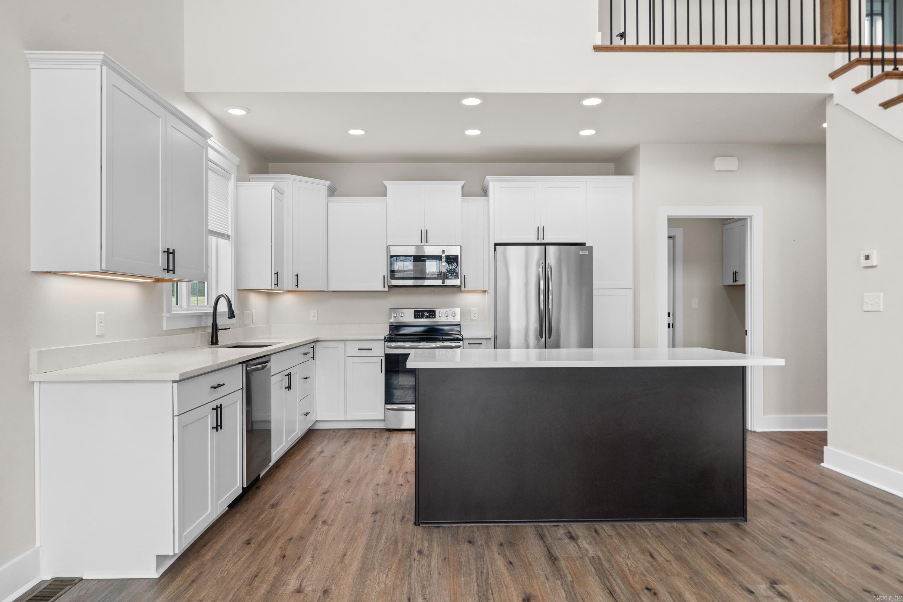 POND VIEW ESTATES - Residential Lease