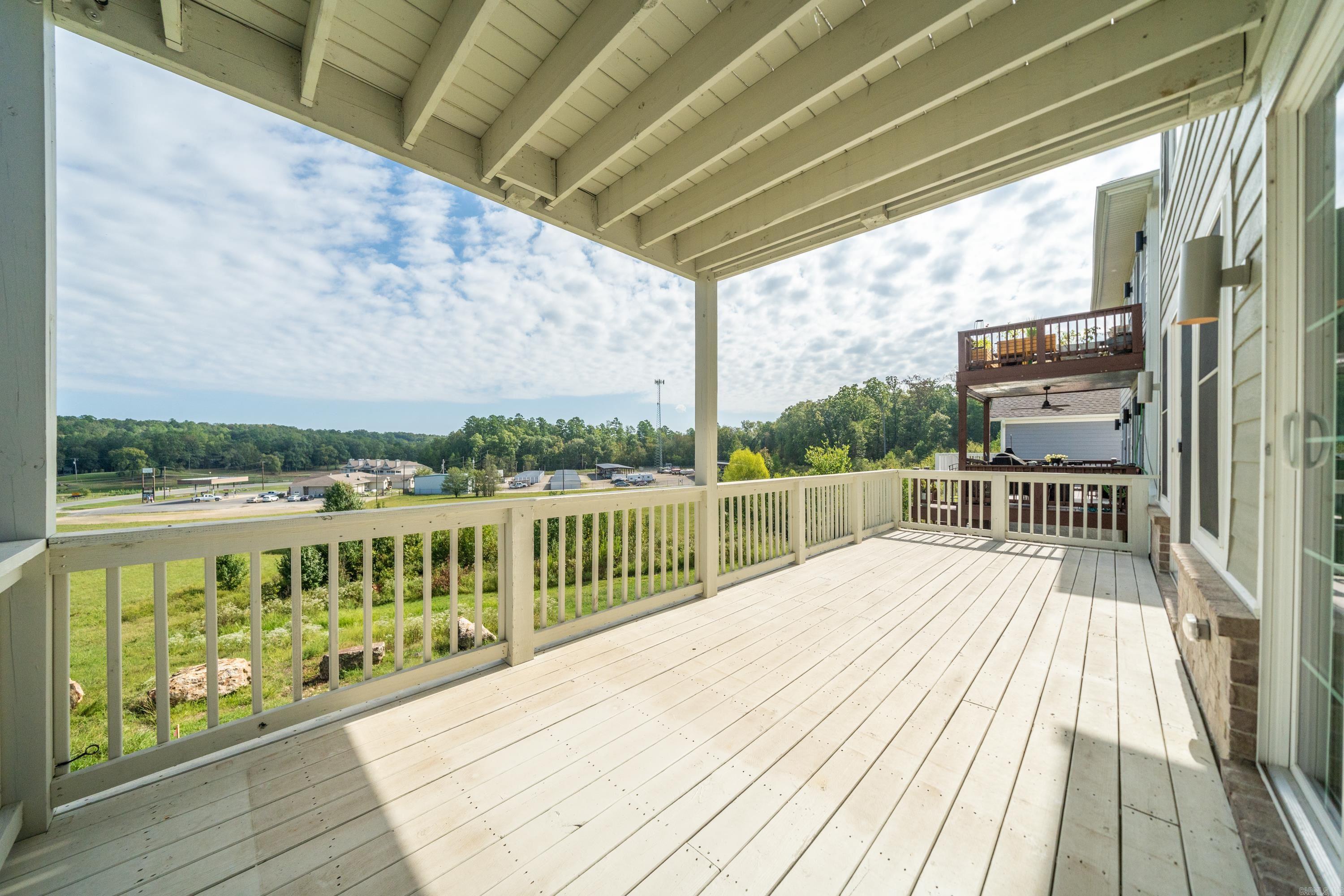 POND VIEW ESTATES - Residential Lease