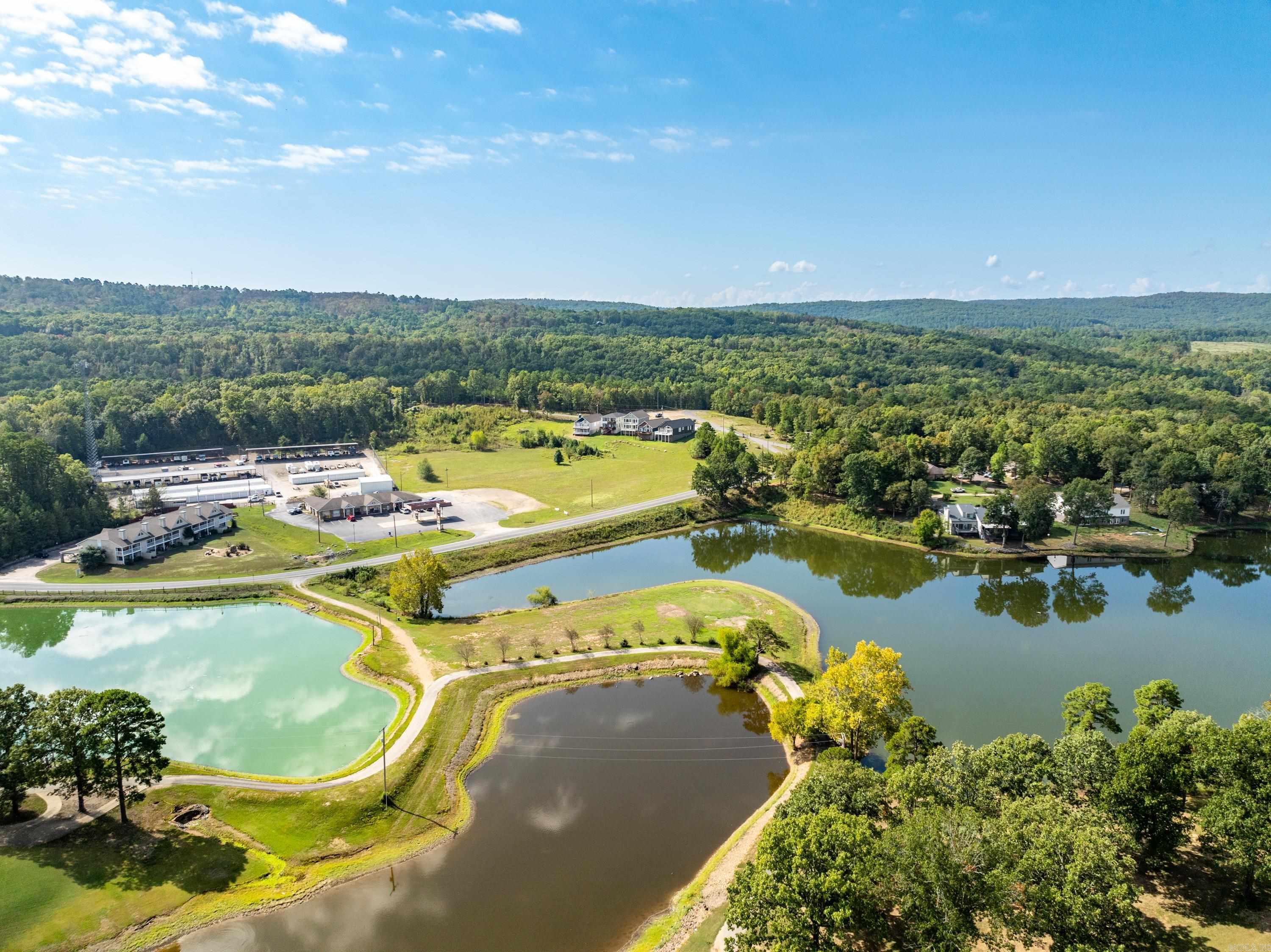 POND VIEW ESTATES - Residential Lease