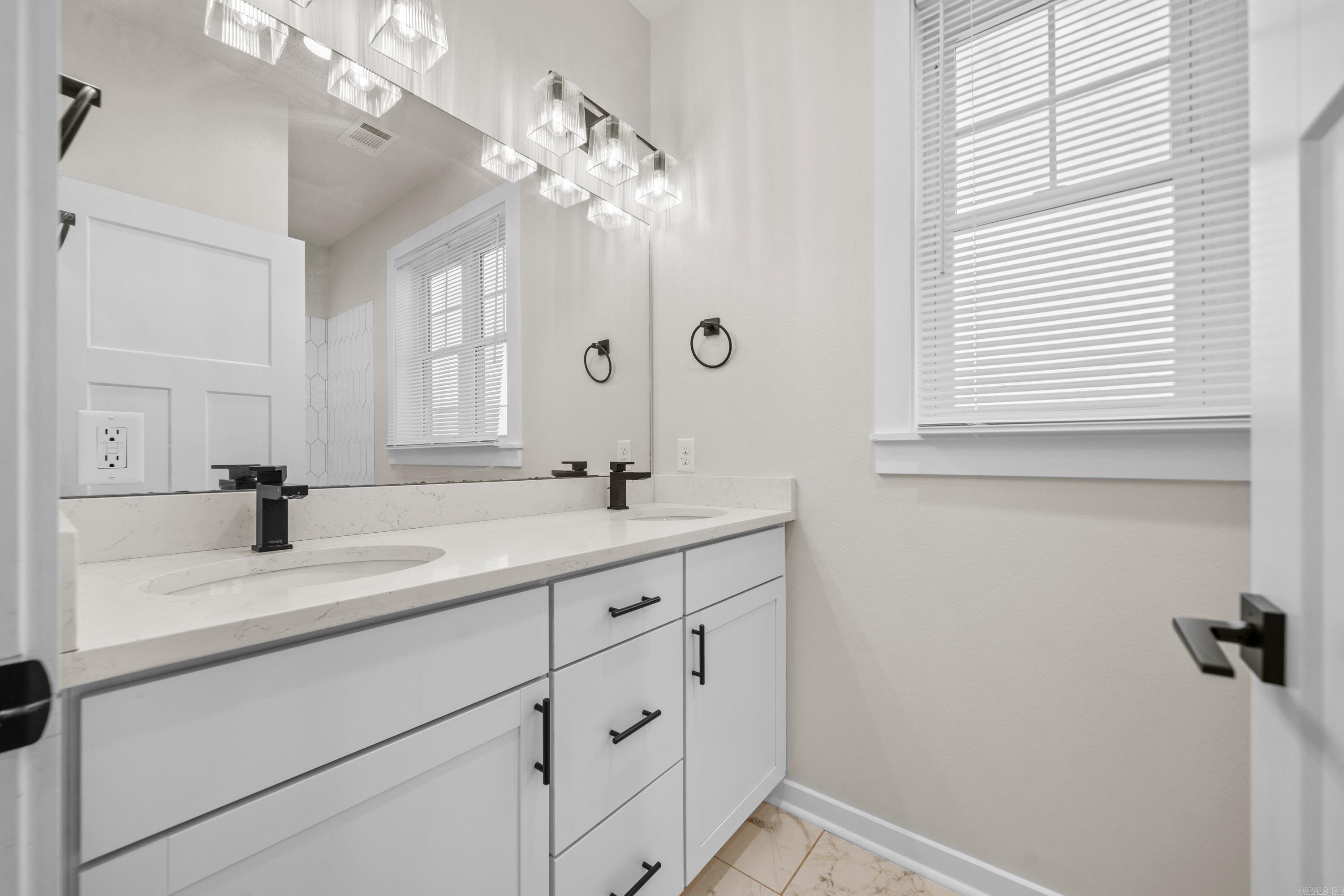 POND VIEW ESTATES - Residential Lease