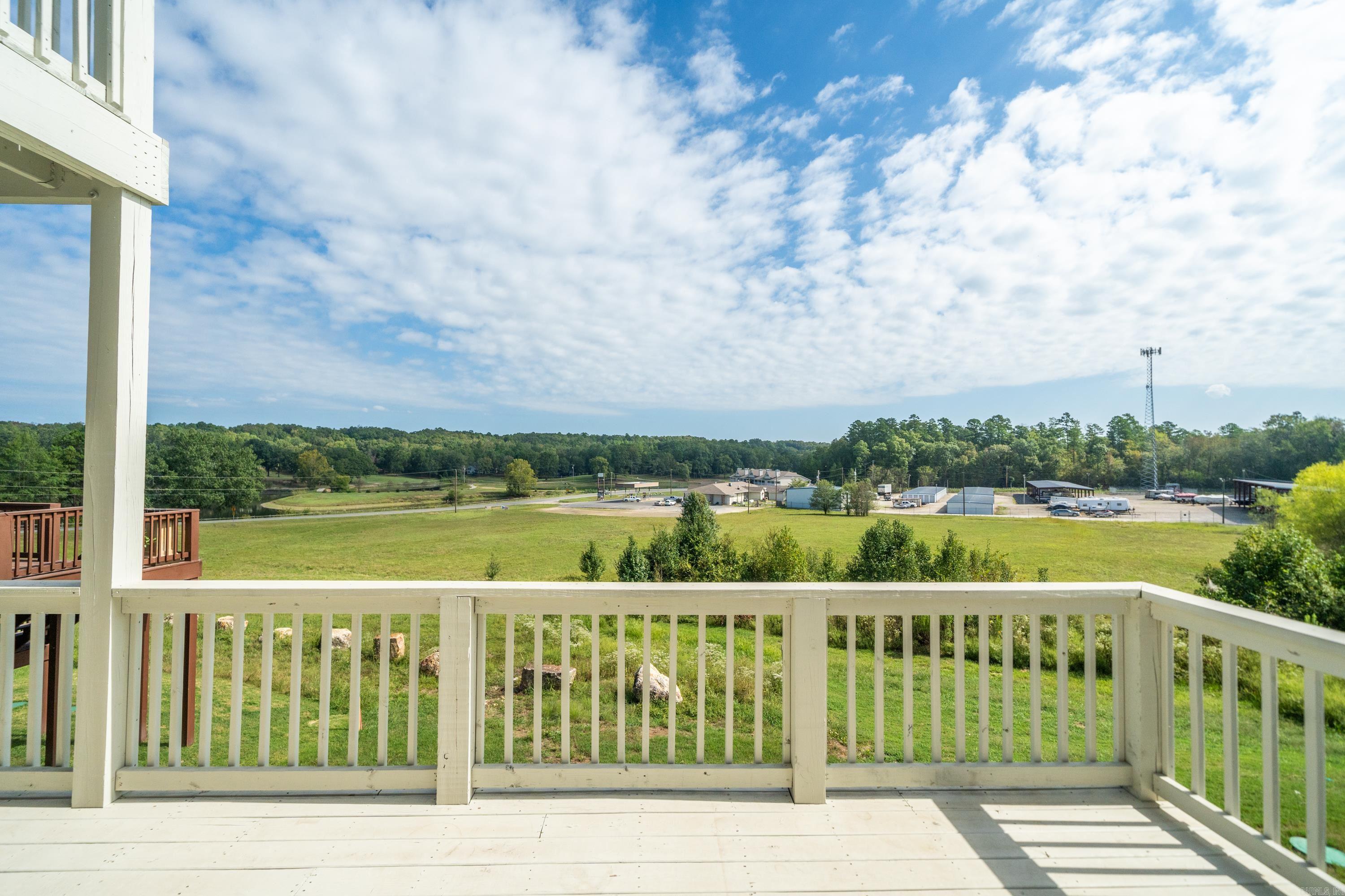 POND VIEW ESTATES - Residential Lease