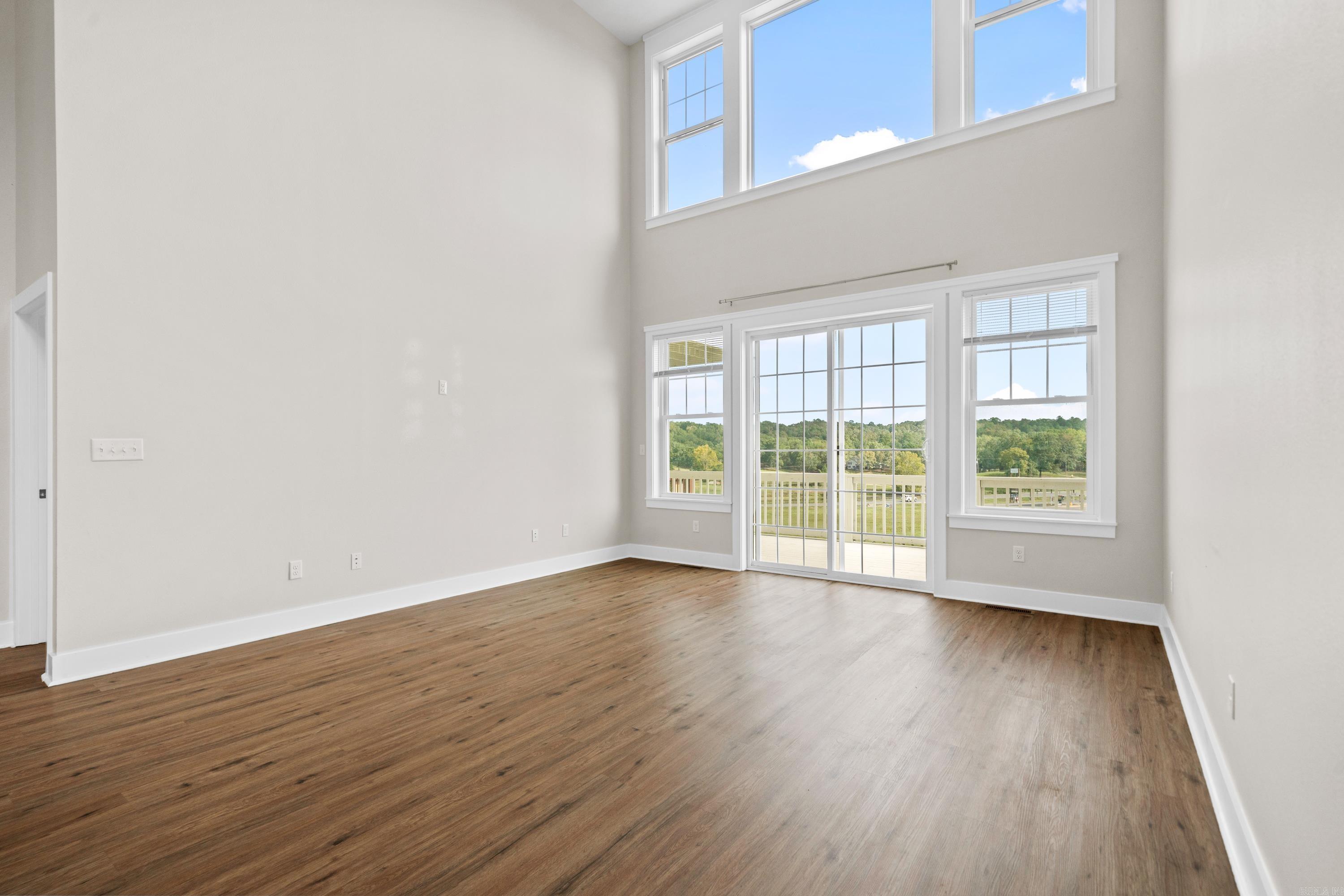 POND VIEW ESTATES - Residential Lease