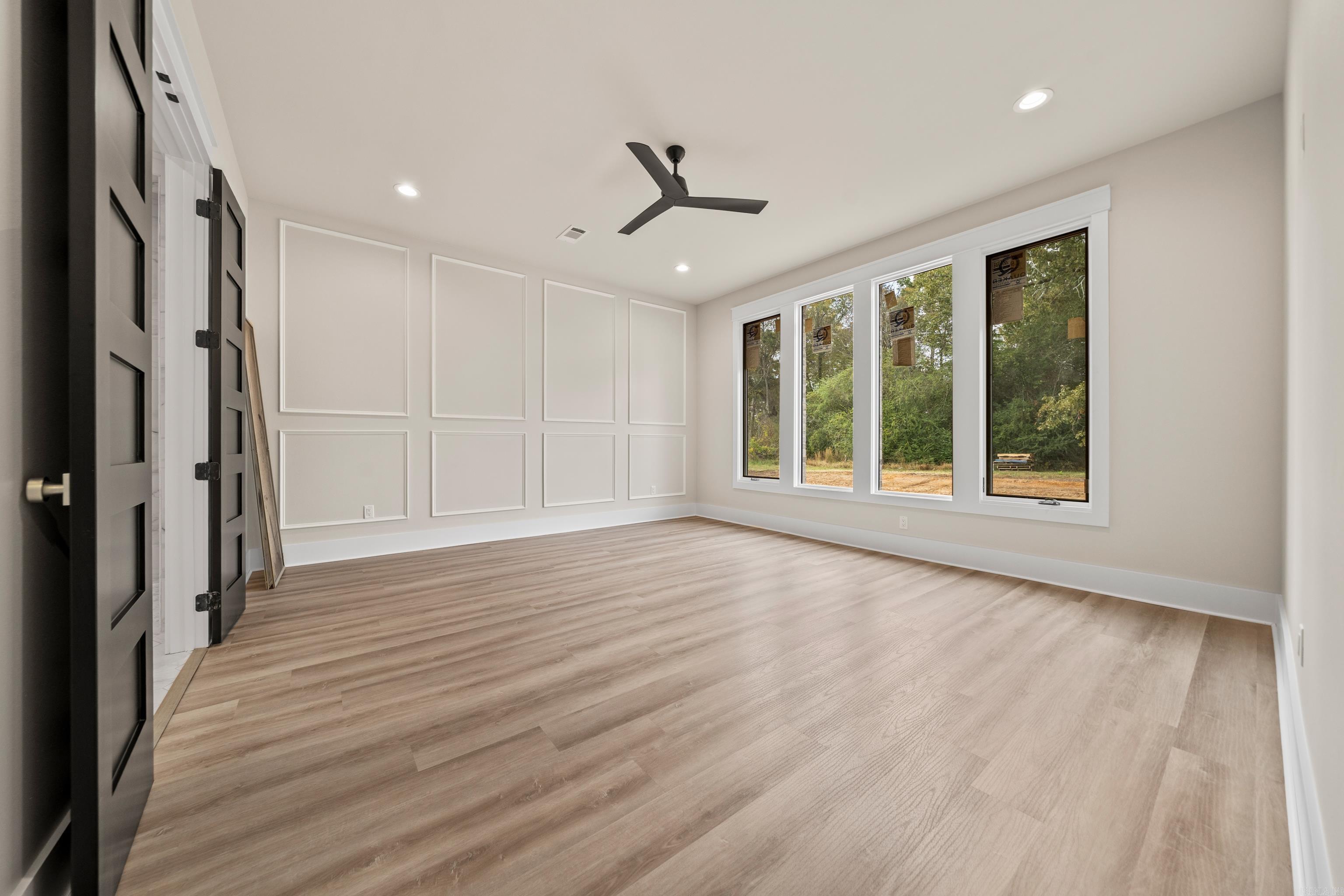 ARLINGTON PARK - Residential