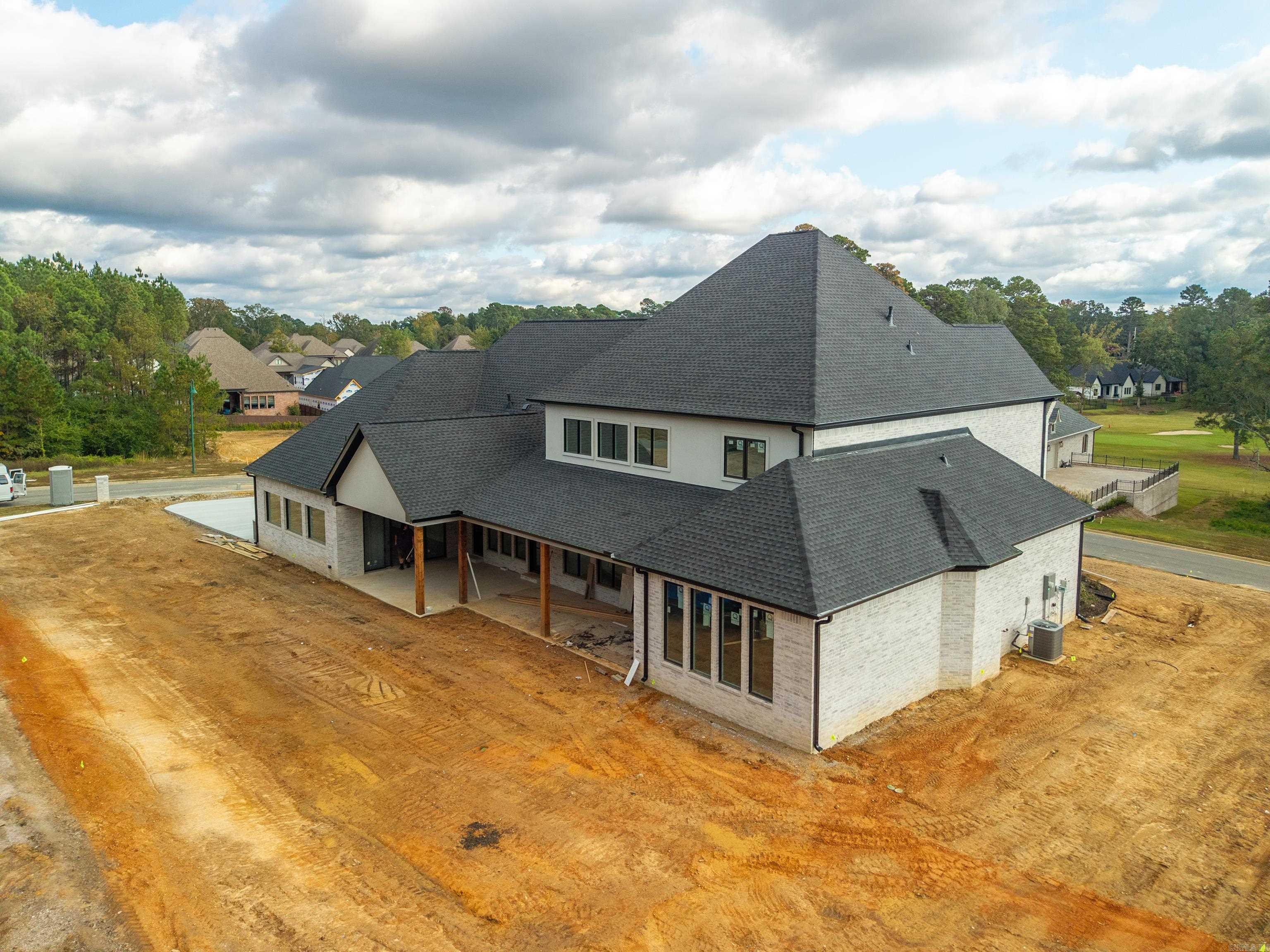 ARLINGTON PARK - Residential