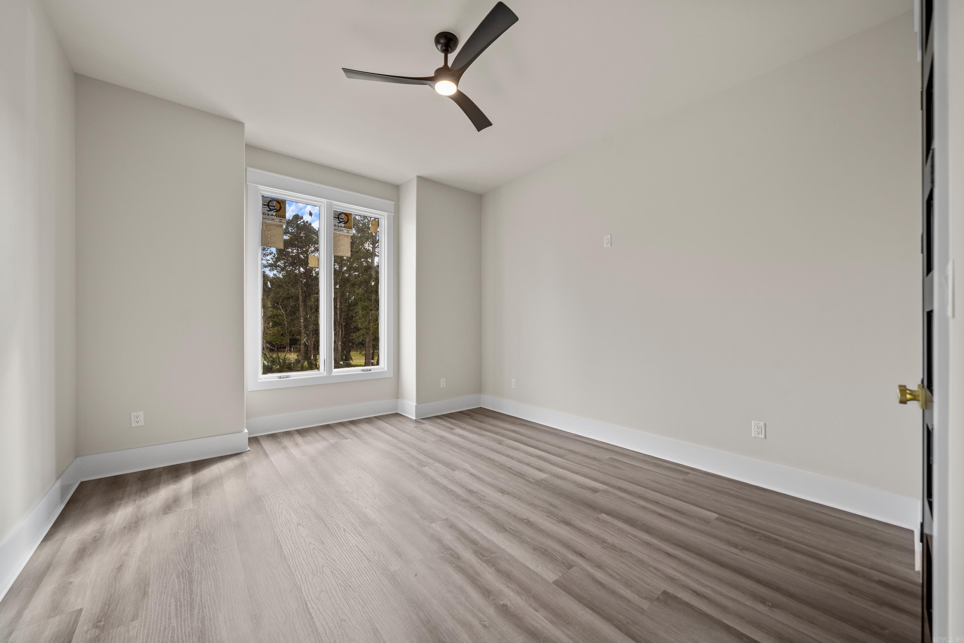 ARLINGTON PARK - Residential