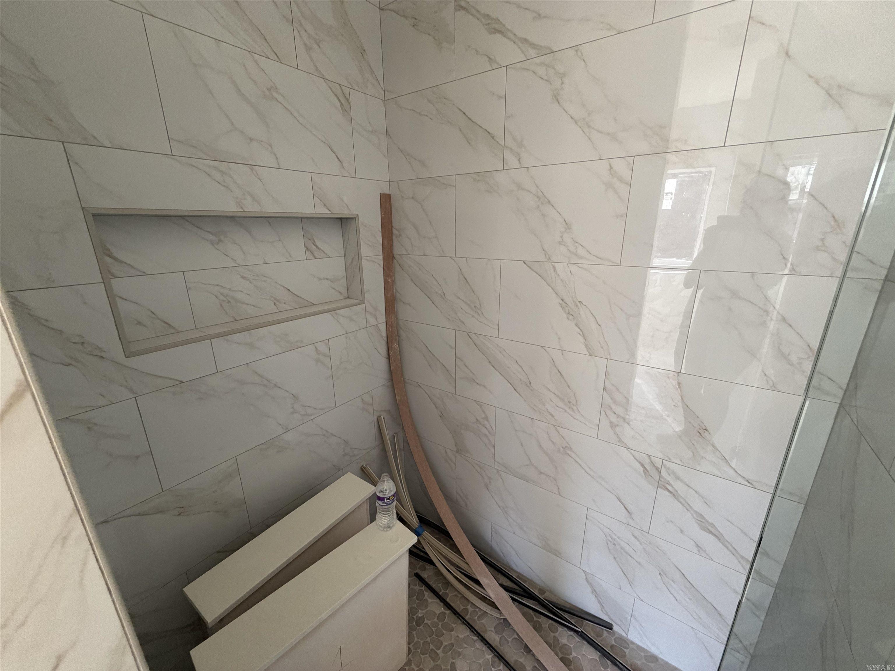 SUNSET LANDING - Residential