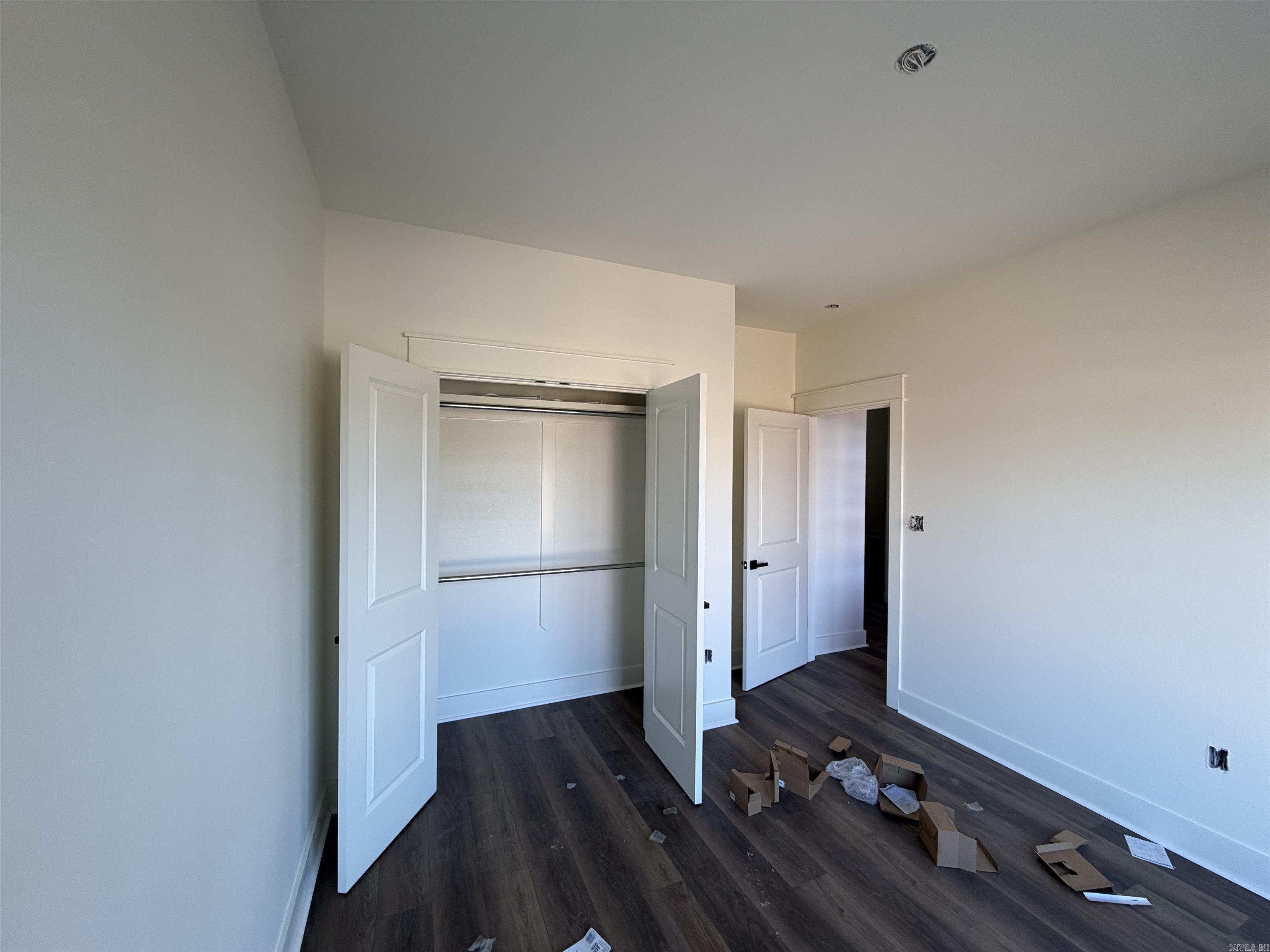 SUNSET LANDING - Residential