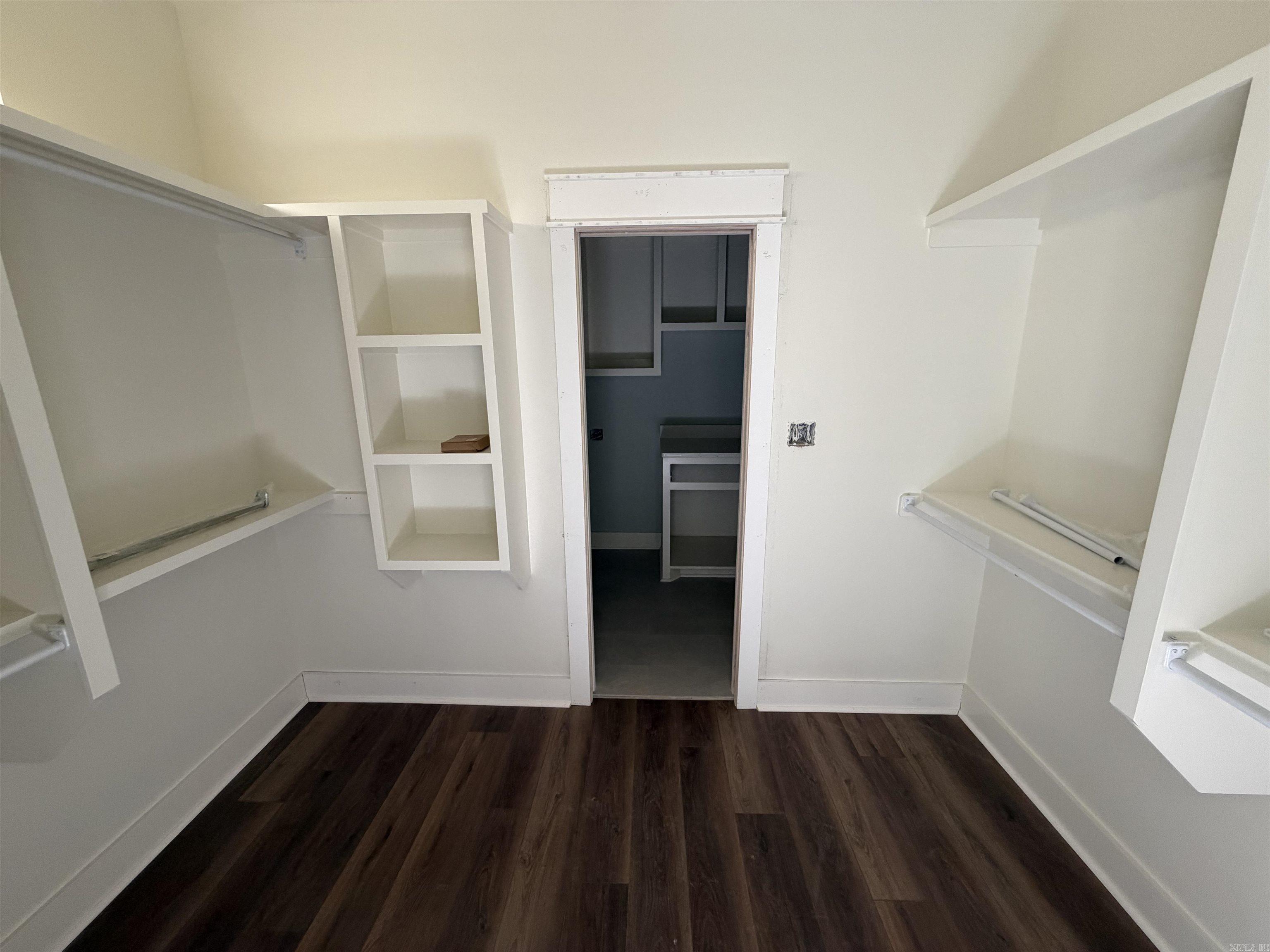 SUNSET LANDING - Residential