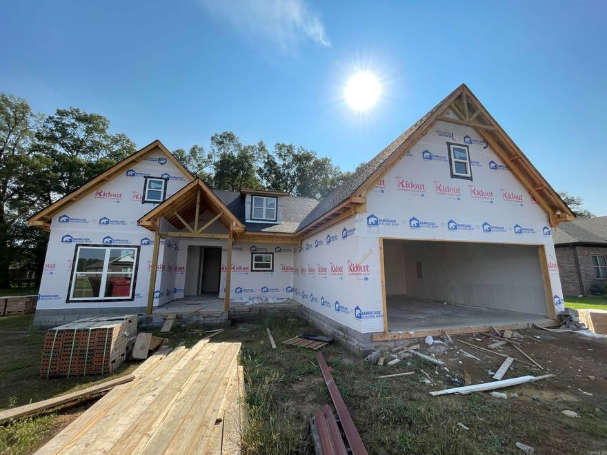 Beautiful home under construction in Morrilton. Agents, see attached documents to see the floor plan and finishings