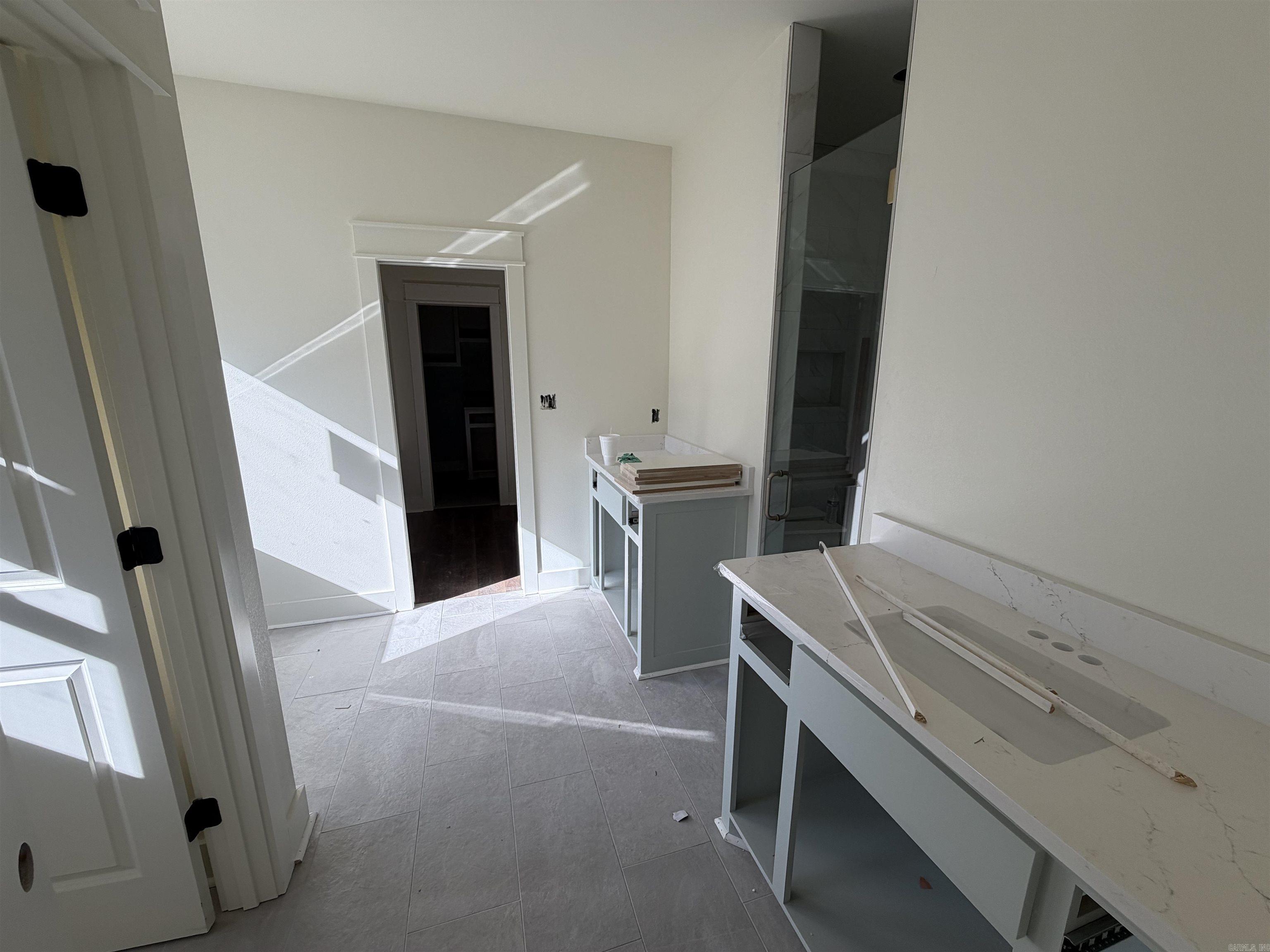 SUNSET LANDING - Residential