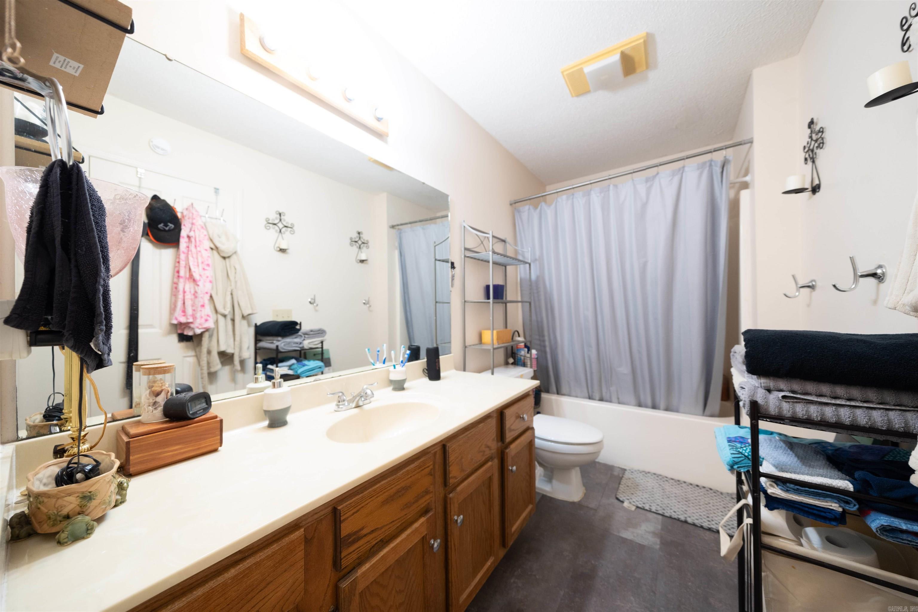 NORTHGATE ESTATES - Residential