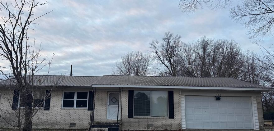 Well built home in established neighborhood. Offering 3 bedrooms and 2 bathrooms, this home sits on a 0.25 acre lot. Has a screened in back porch. Also a formal living area. Needing updates. Property is not in a flood zone and does not require flood insurance.