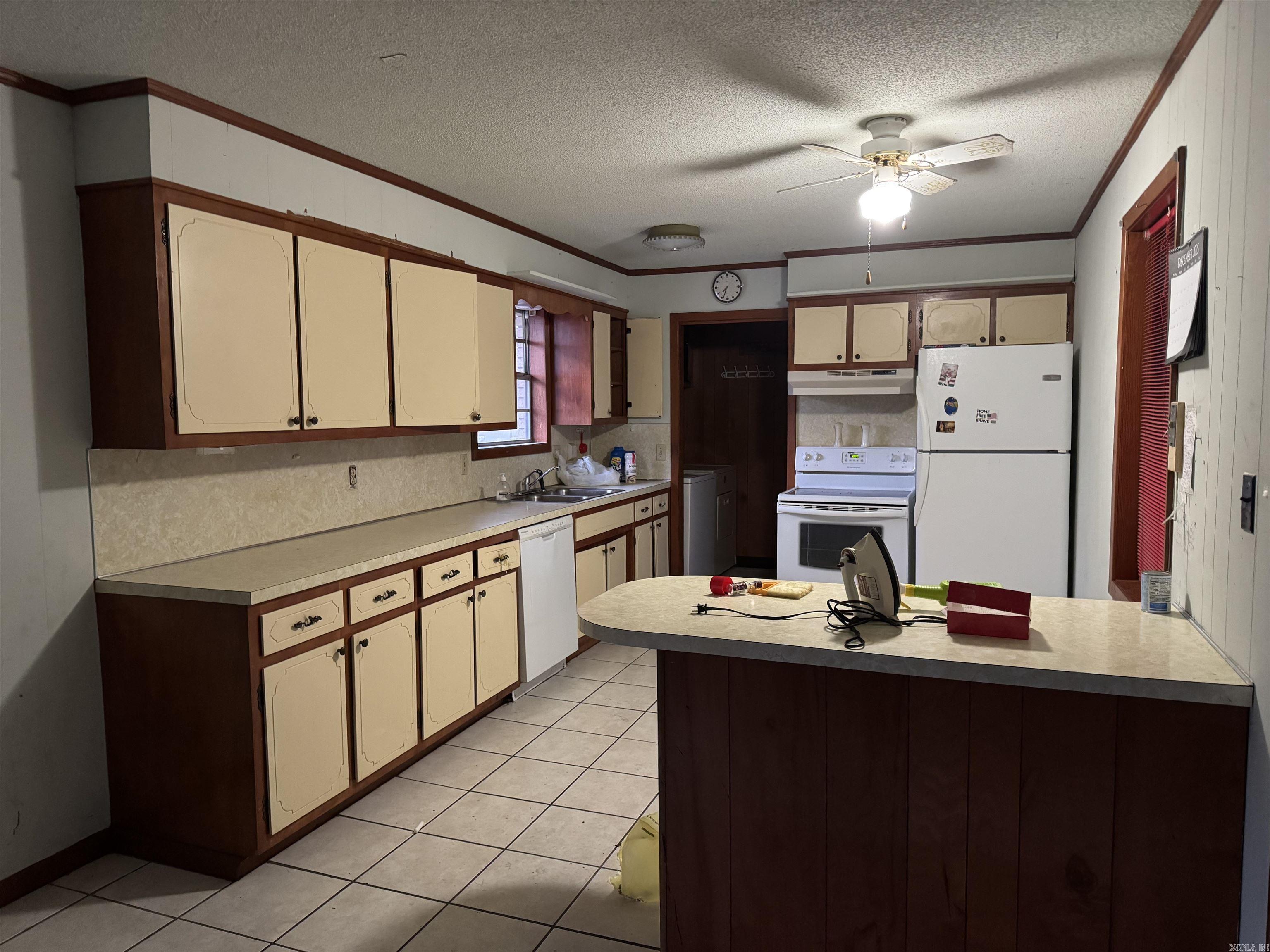 Sundale 2nd - Residential