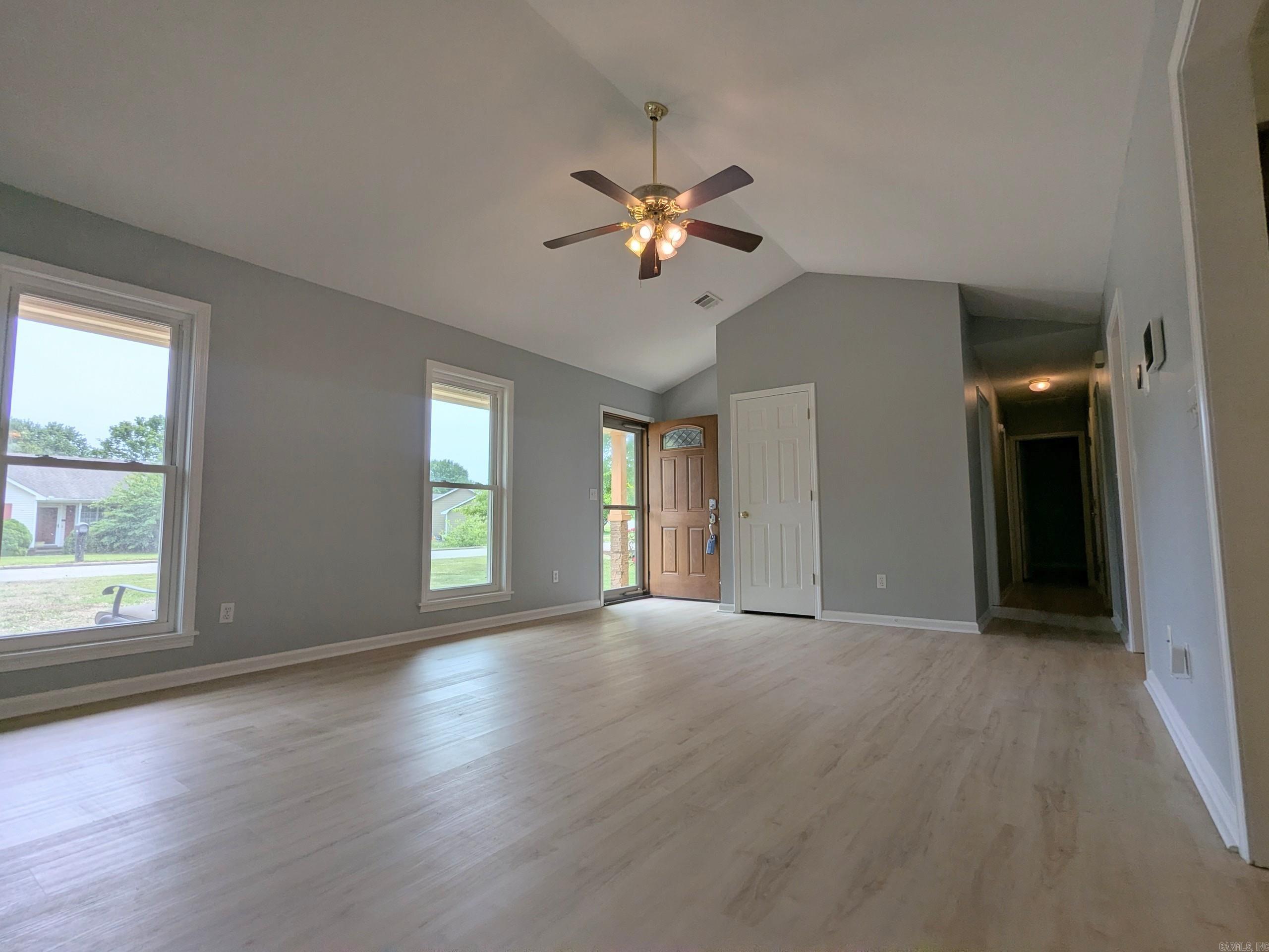 COUNTRY WOOD - Residential