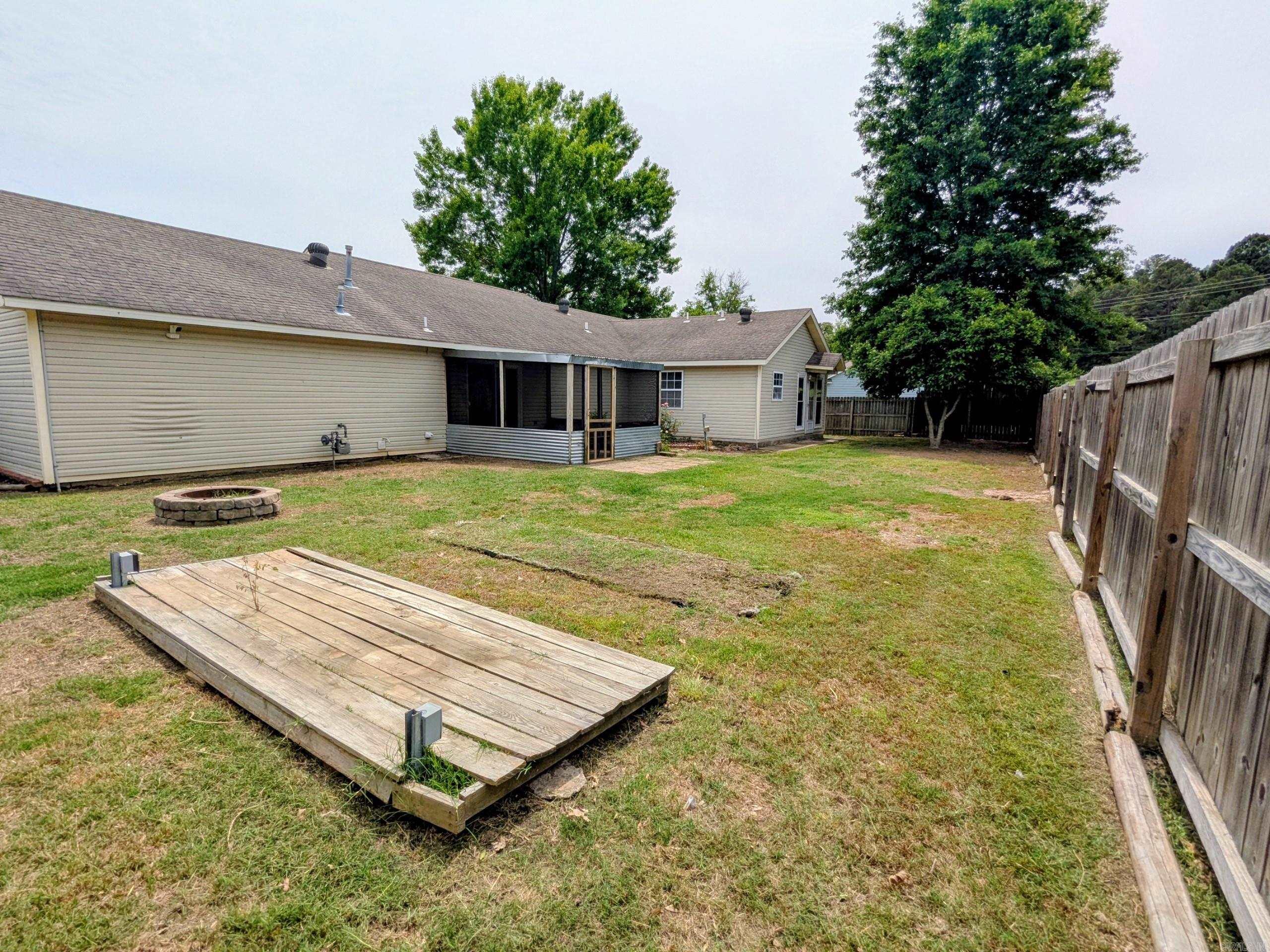 COUNTRY WOOD - Residential