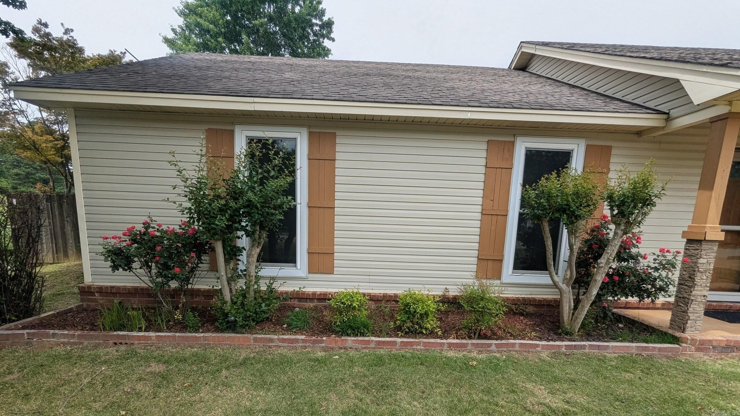 COUNTRY WOOD - Residential