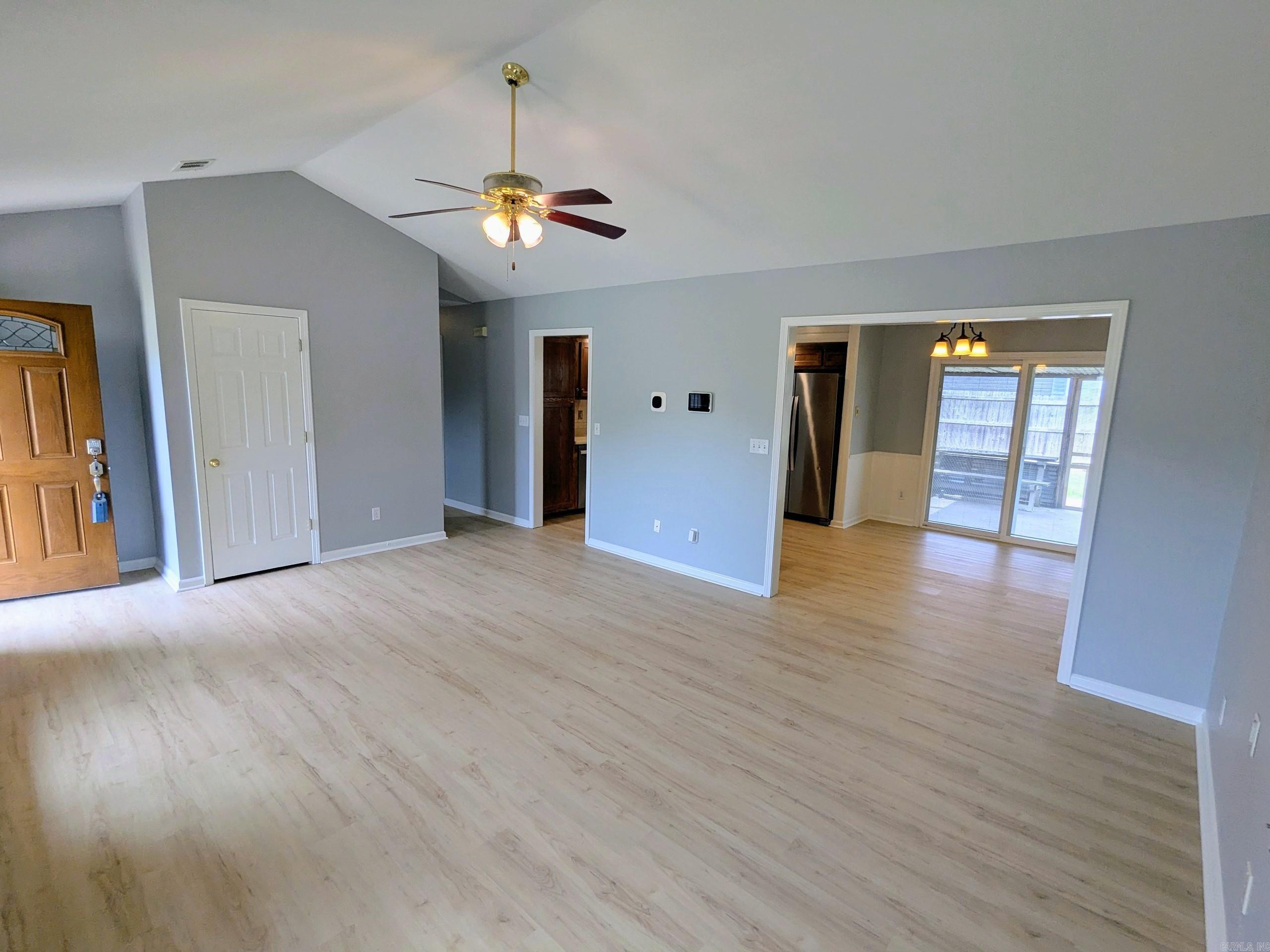 COUNTRY WOOD - Residential