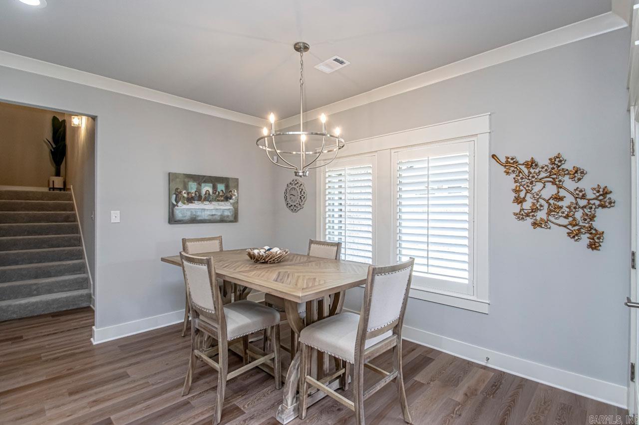 HURRICANE GARDENS - Residential