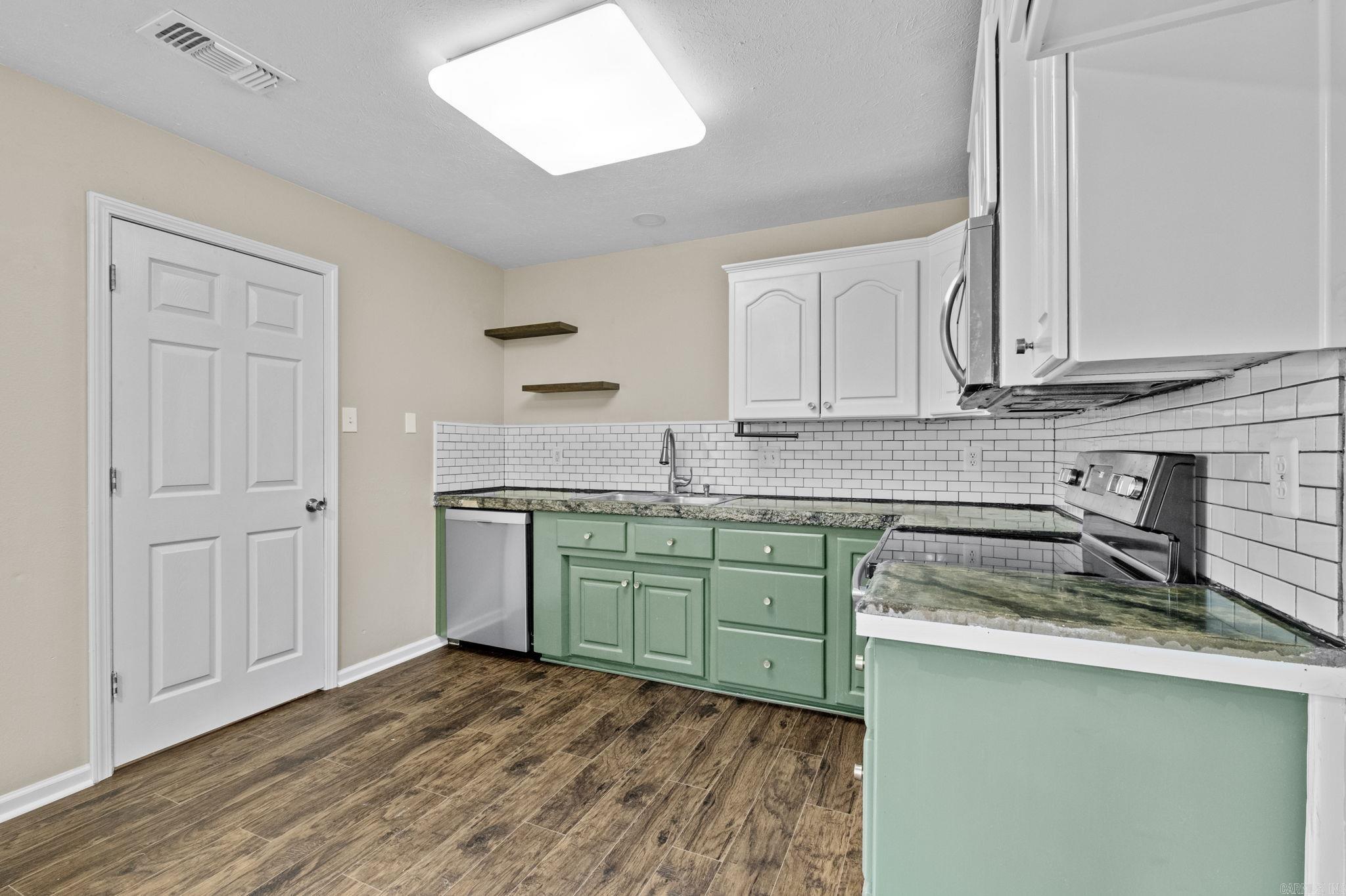 WEATHERWOOD - Residential