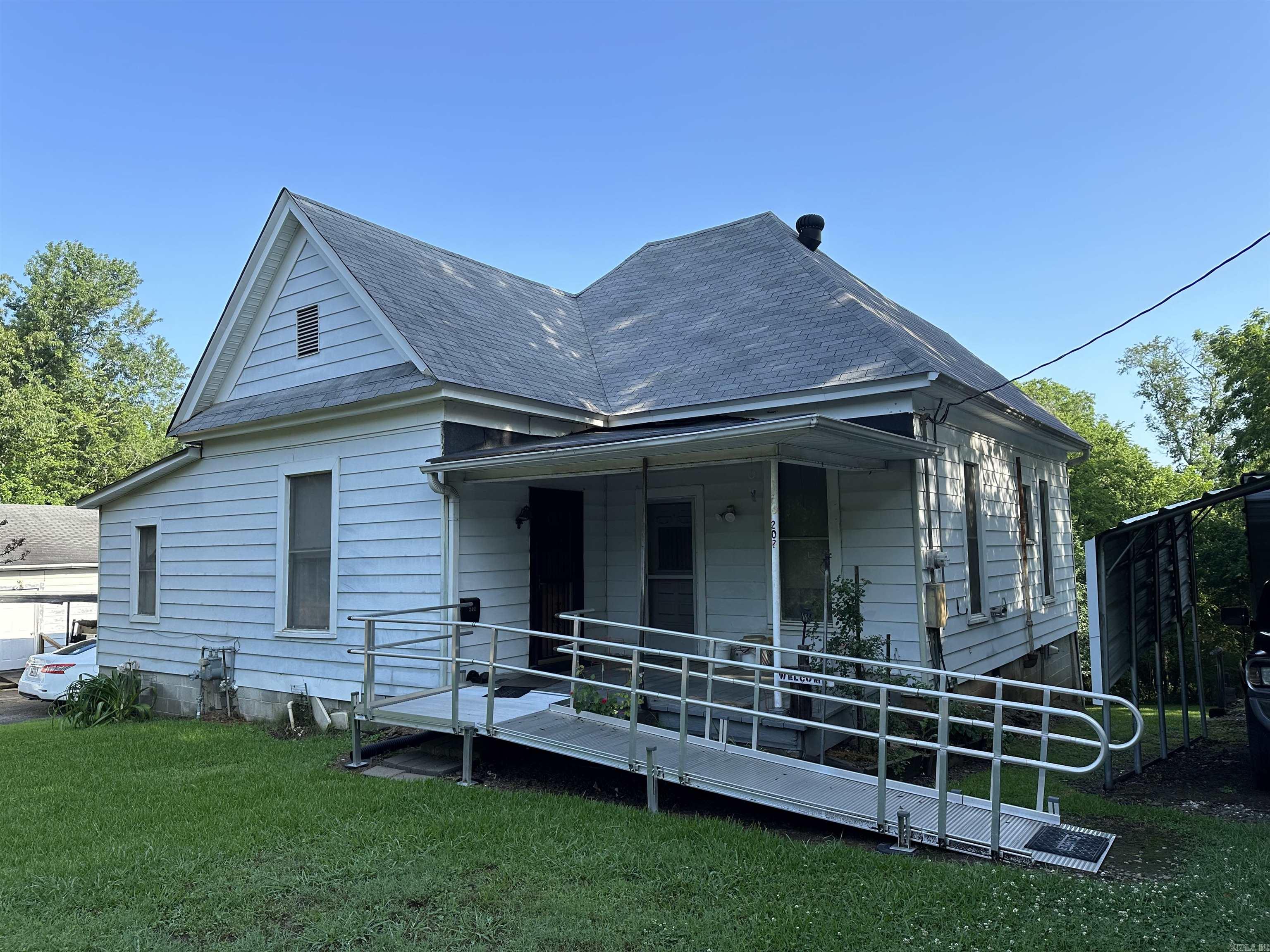 Metes & Bounds - Residential