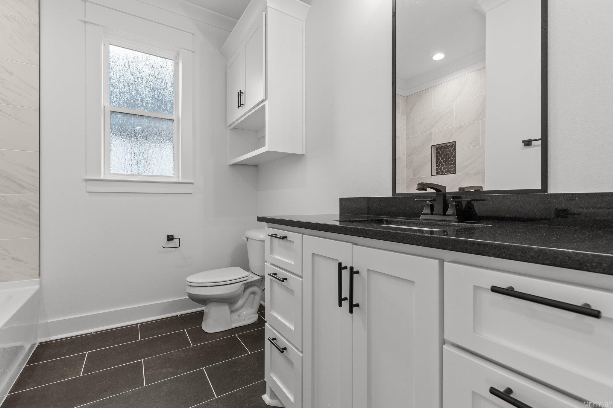 THE POINTE HURRICANE ESTATES - Residential