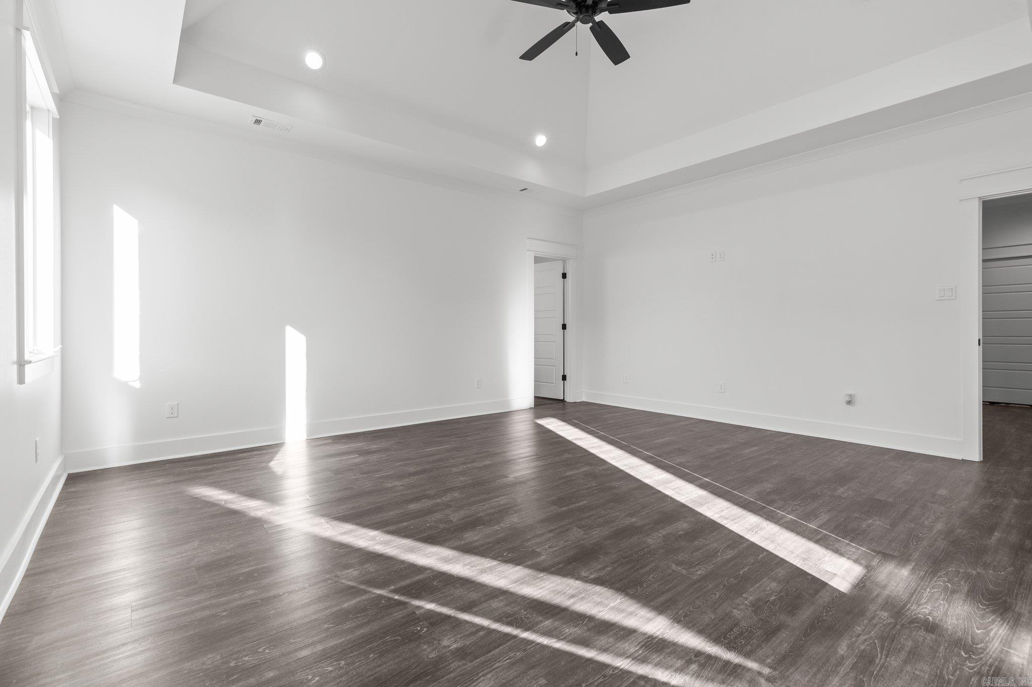 THE POINTE HURRICANE ESTATES - Residential