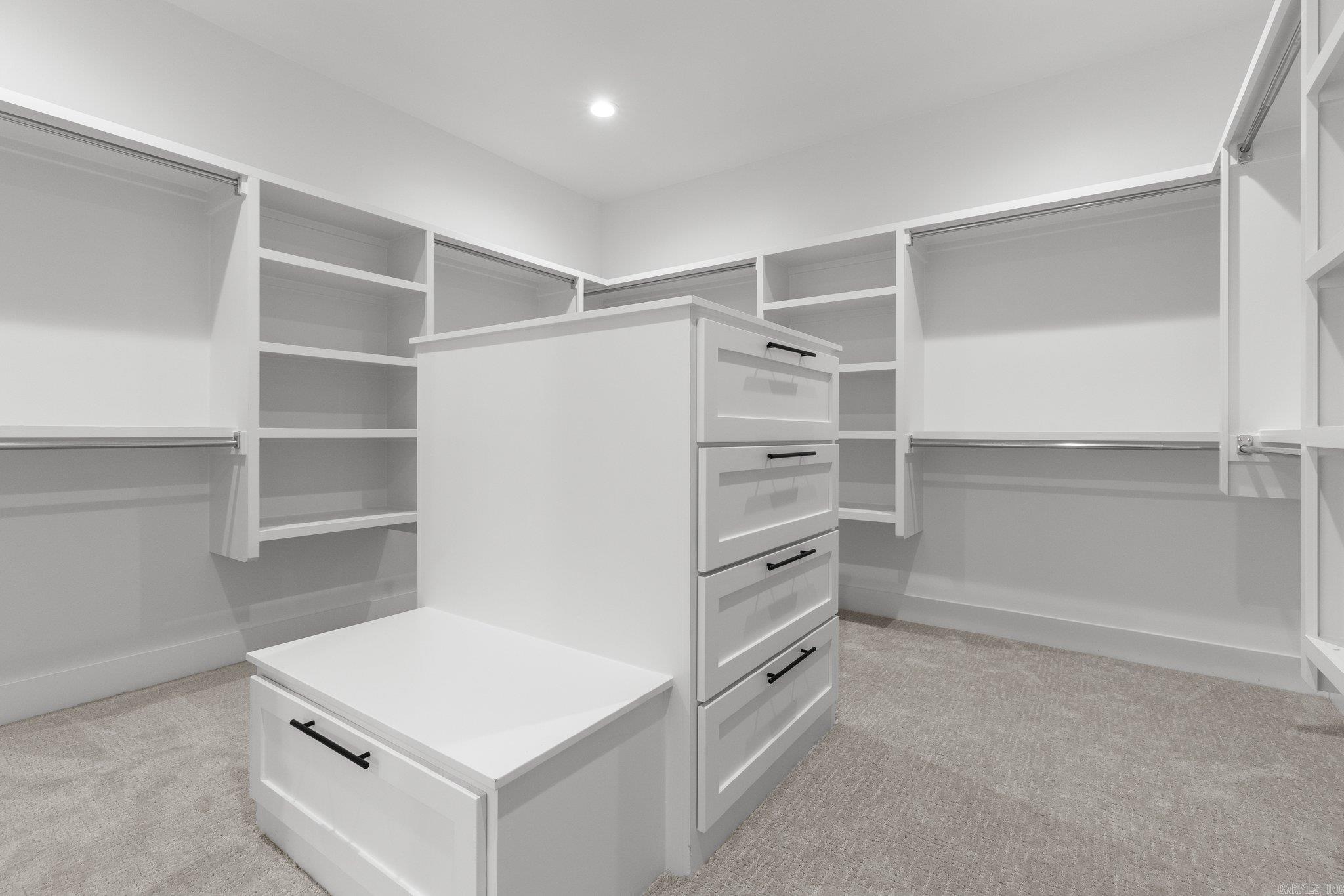 THE POINTE HURRICANE ESTATES - Residential