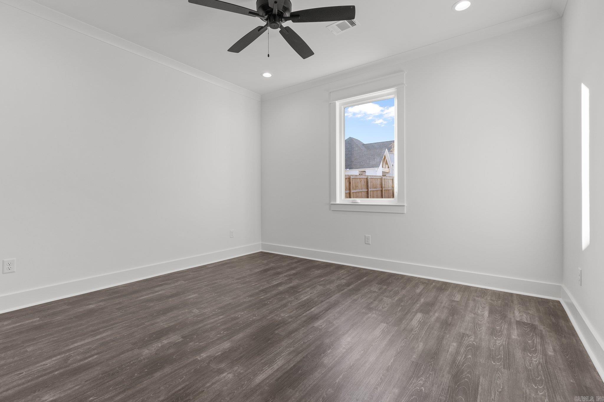 THE POINTE HURRICANE ESTATES - Residential