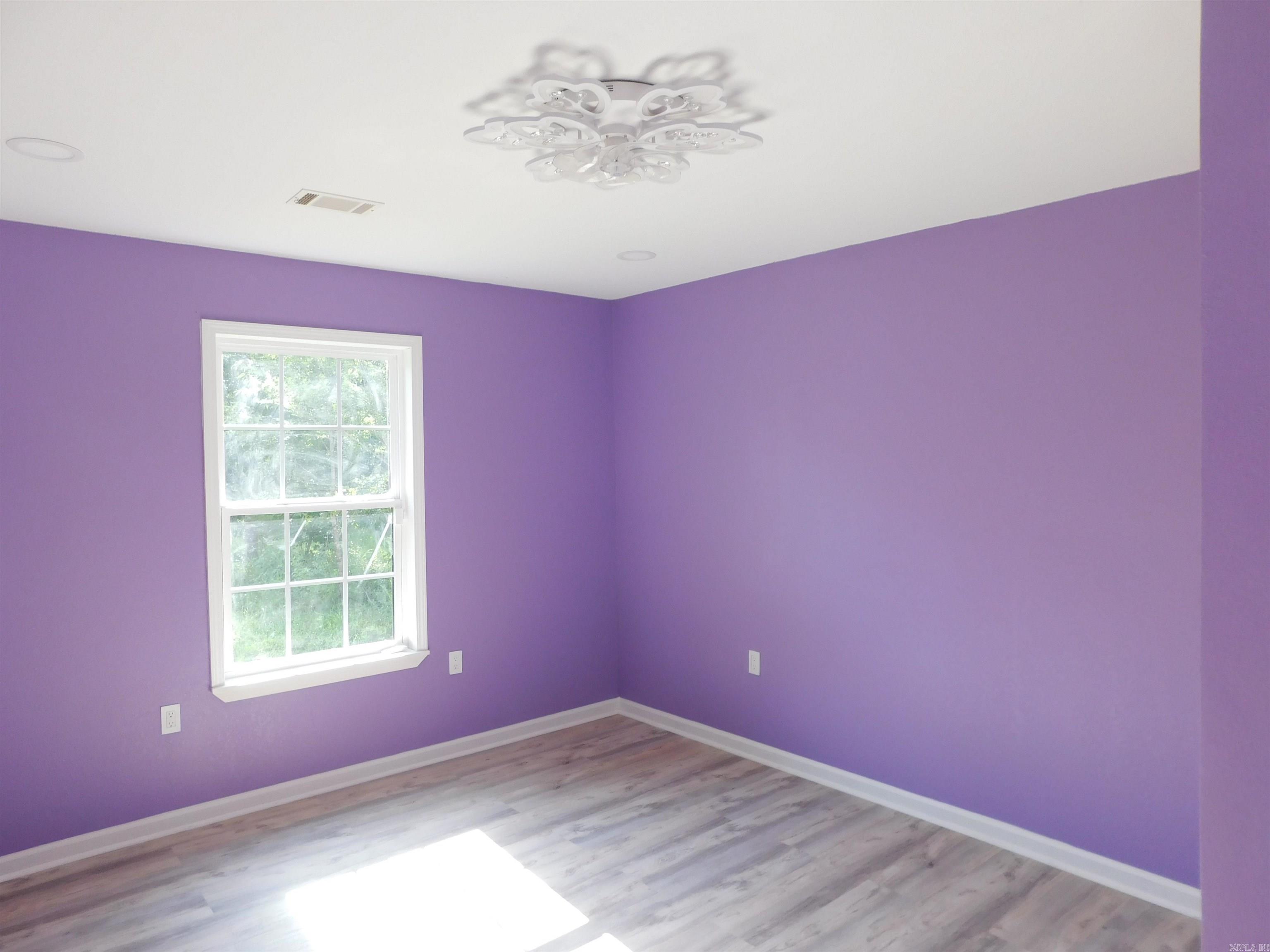 Ellen Acres - Residential