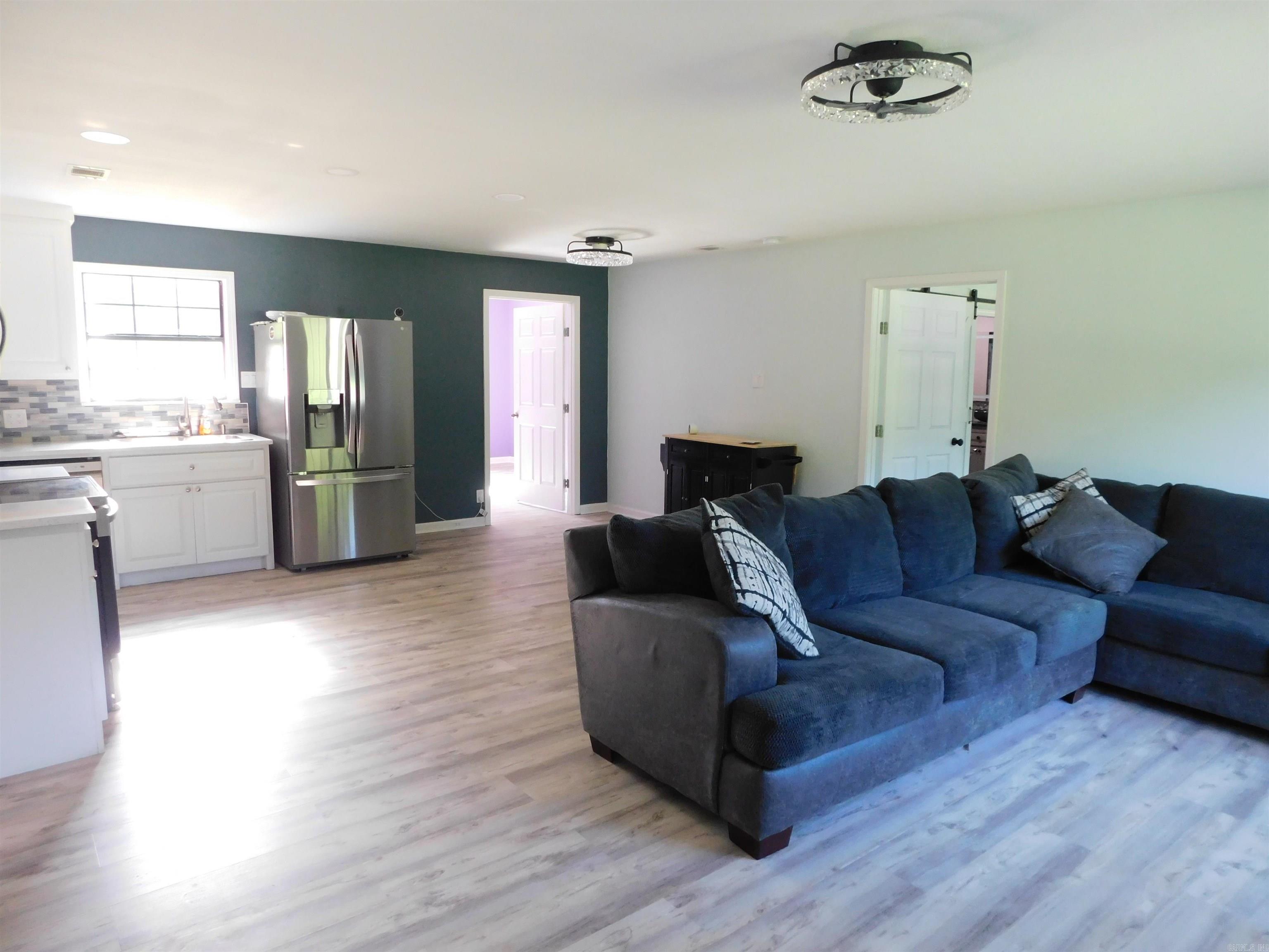Ellen Acres - Residential