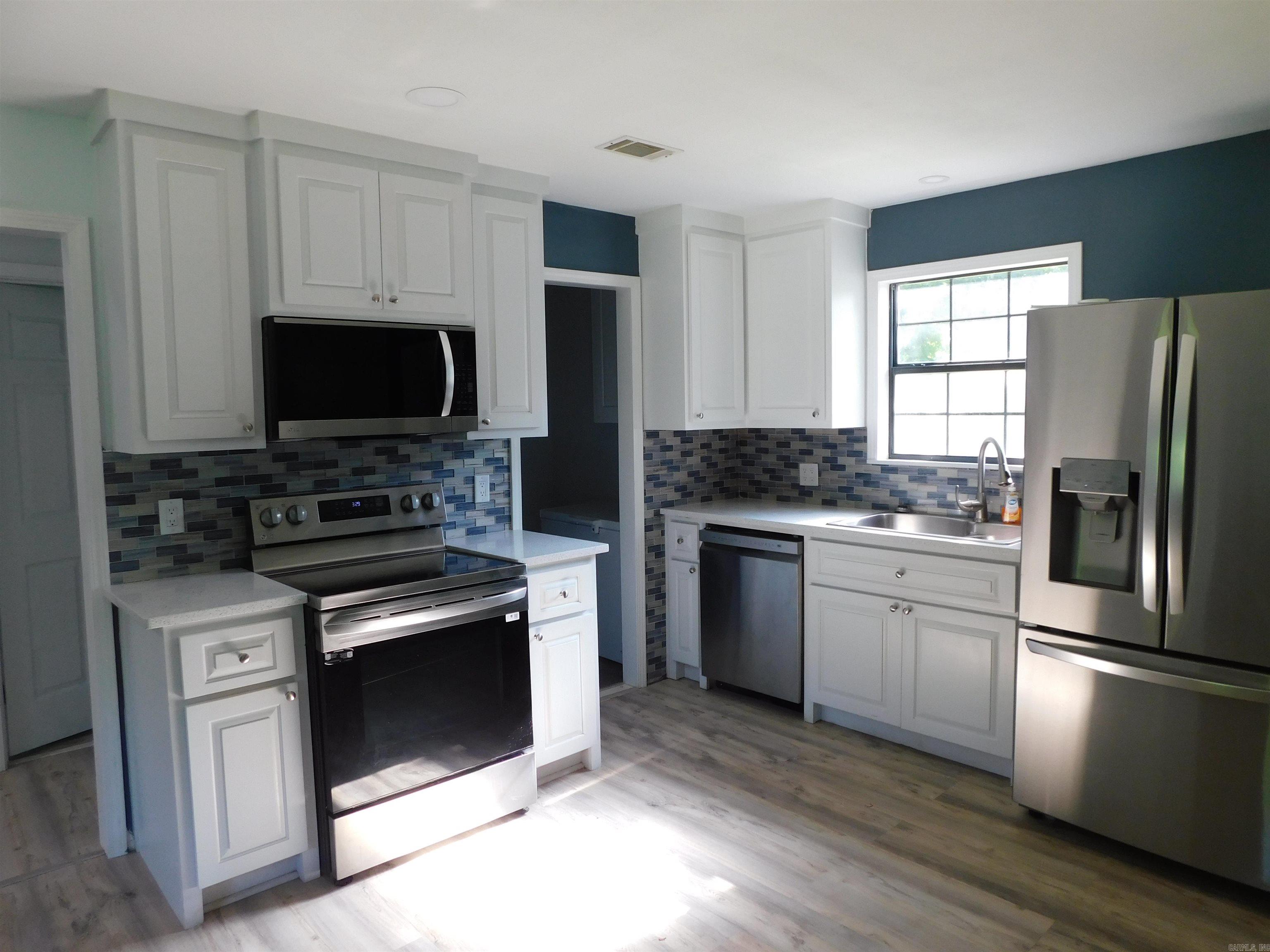 Ellen Acres - Residential