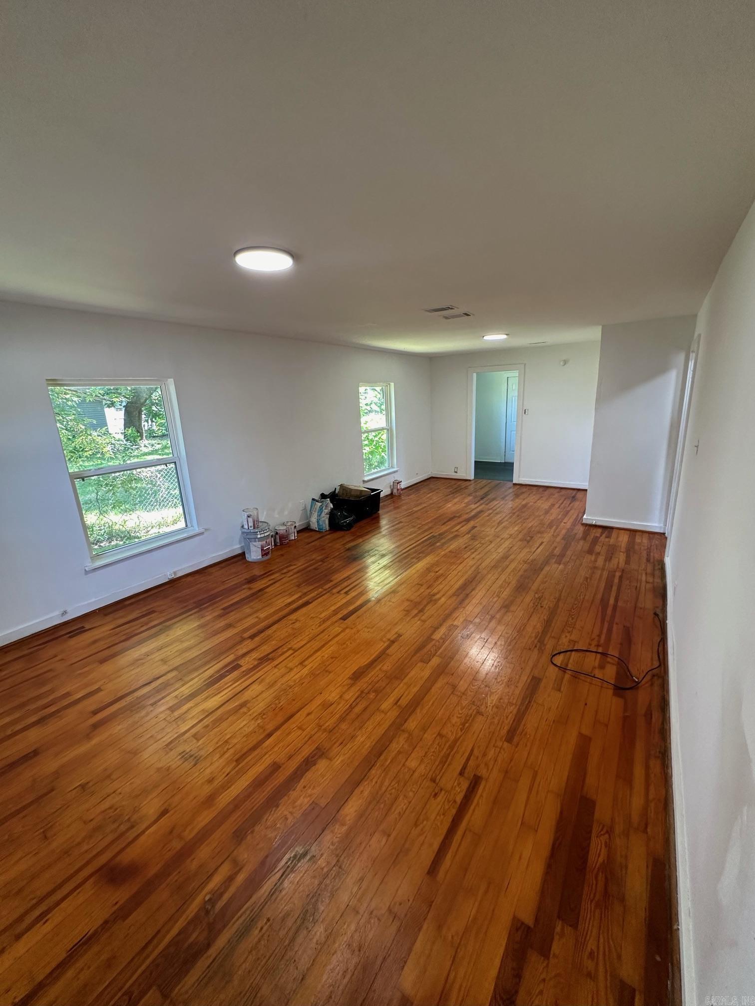 HOLTS INDUSTRIAL - Residential